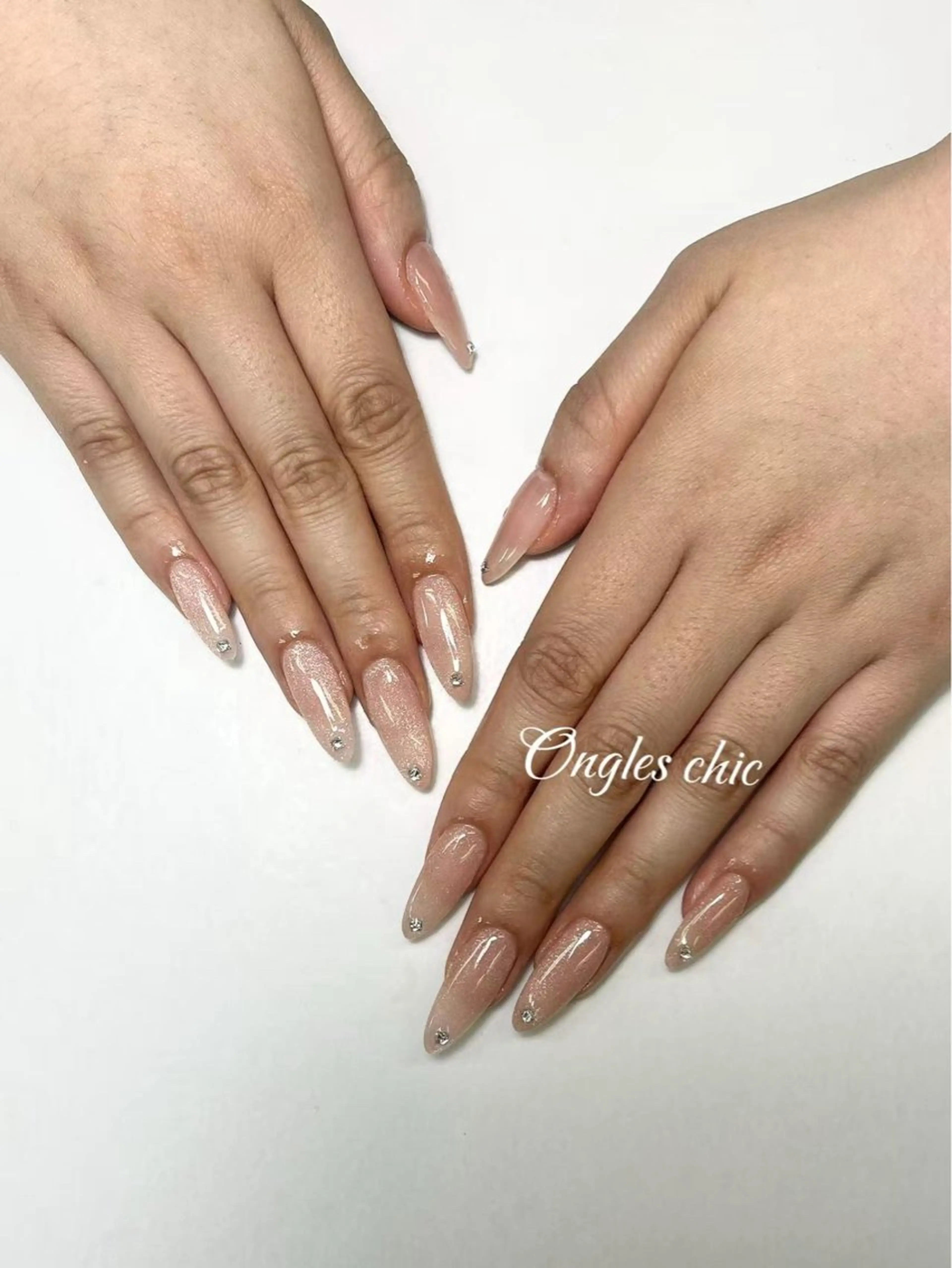 ネイル ハンドネイル ハンドケア ongles chicのネイルデザイン