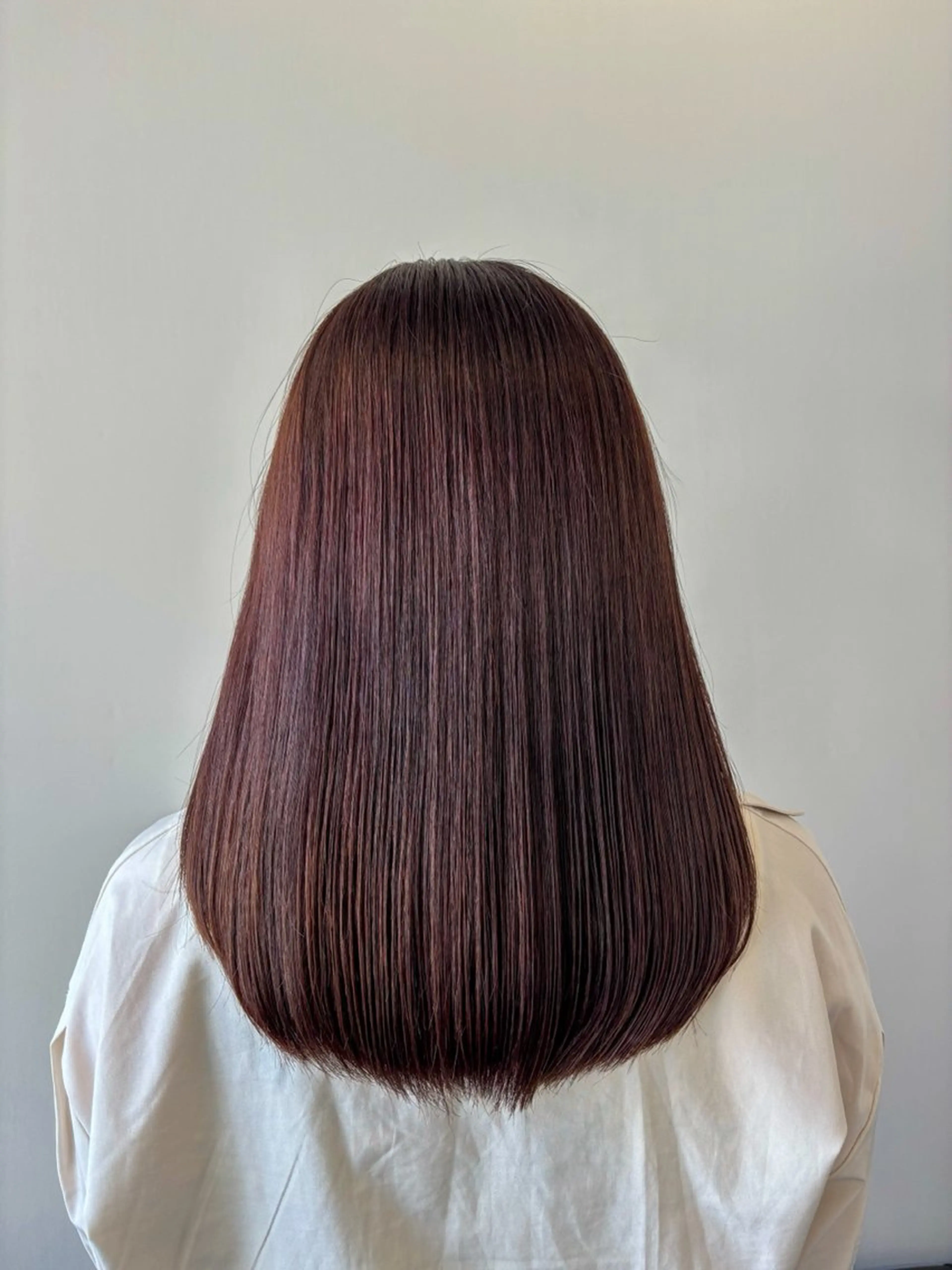 ロング レッドブラウン 韓国風レイヤーカット kouki🐒🩶のヘアスタイル
