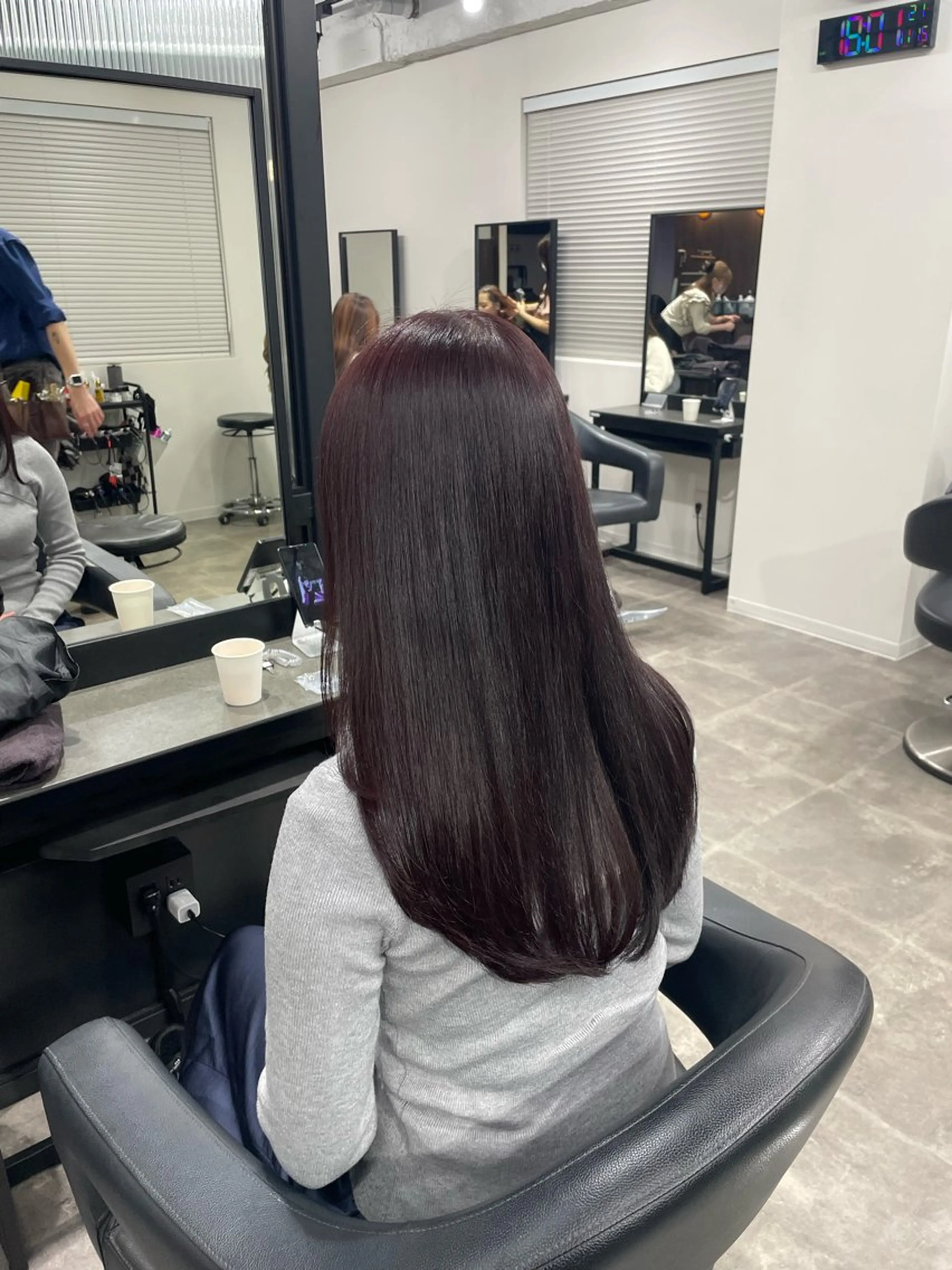 ロング カラー 🤍透明感推しカラー 🤍yui‪💞✨のヘアスタイル