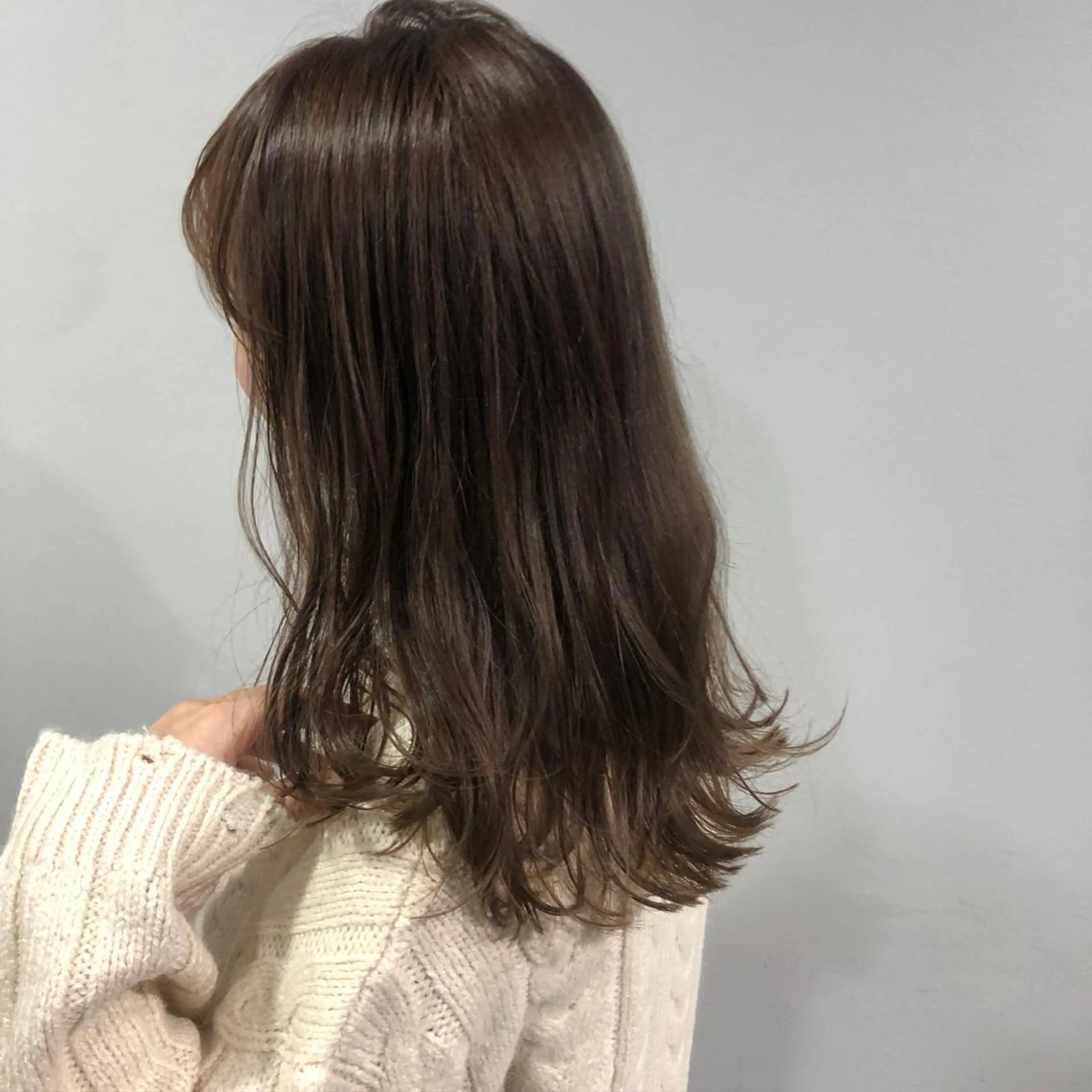 セミロング カラー 当日予約大歓迎💗 依田瑞希のヘアスタイル