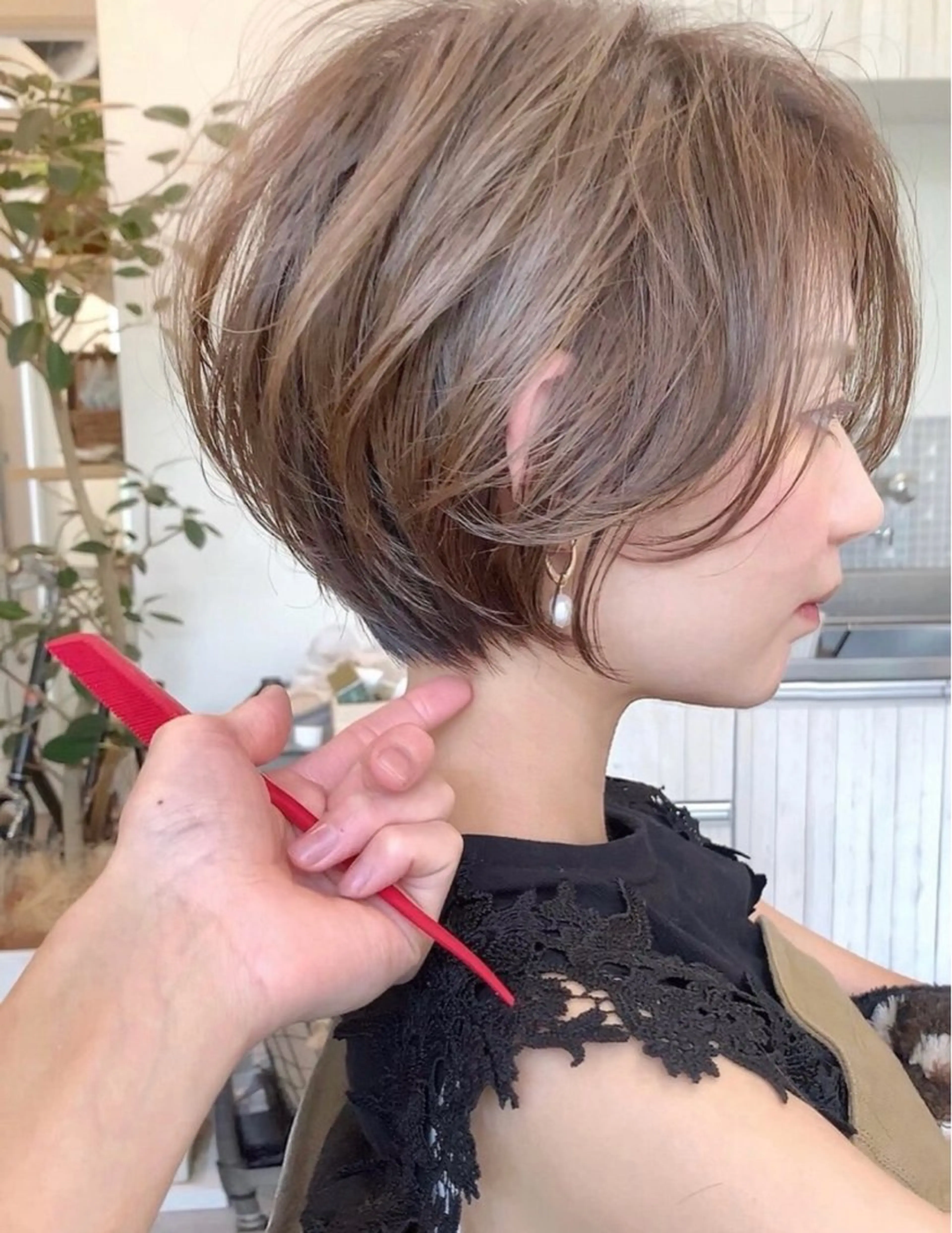ショート ショートボブ ボブ かきあげバング 髪質改善 オン眉 VIEW EHIME 齋藤  あつきのヘアスタイル