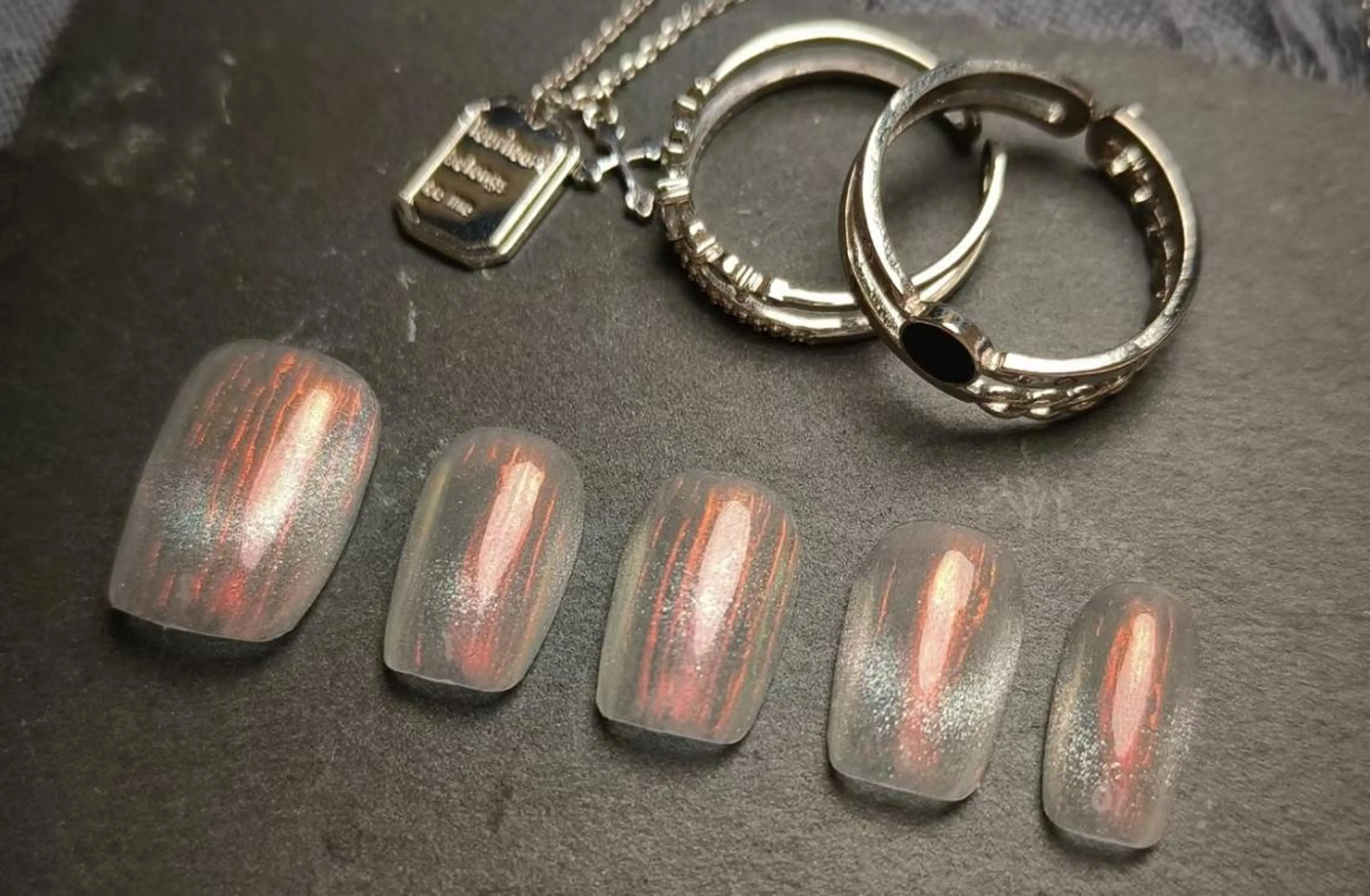 ネイル VIVIAN エイのネイルデザイン