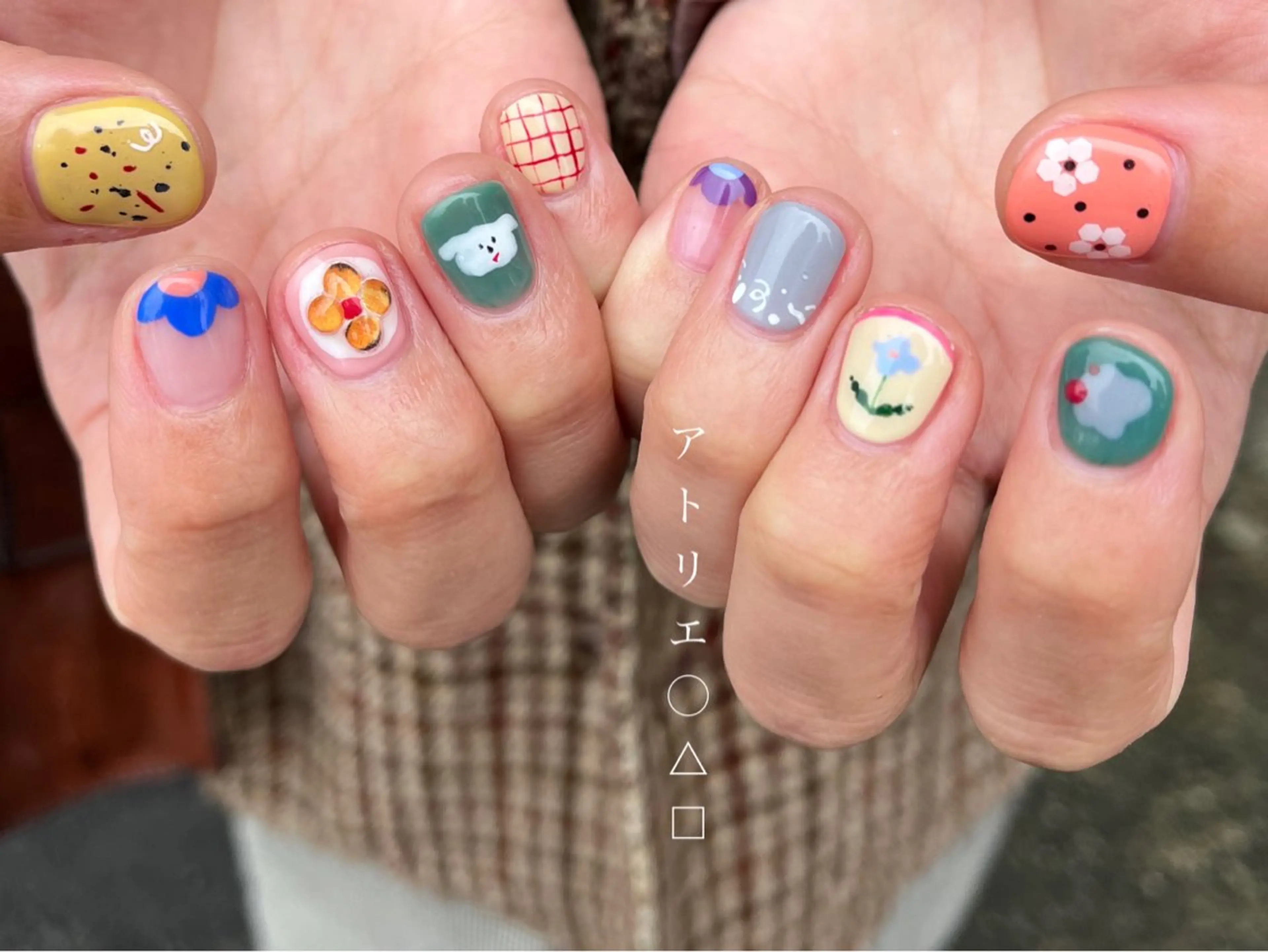 ネイル ハンドネイル アトリエ ○△□のネイルデザイン