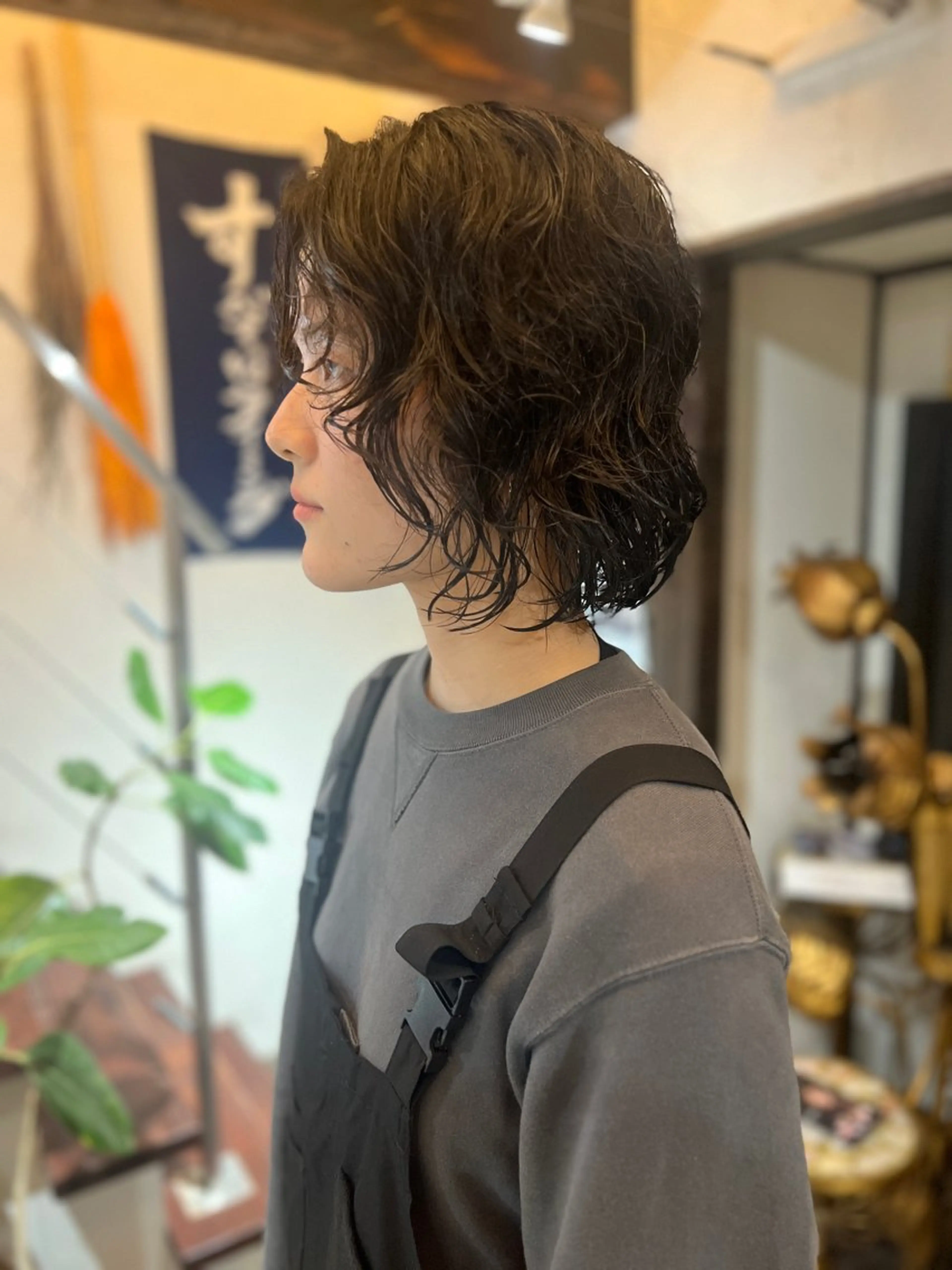 ショート ボブレイヤー ボブ くせ毛 レイヤーカット ボブパーマ/レイヤー ヒロモトアサカのヘアスタイル