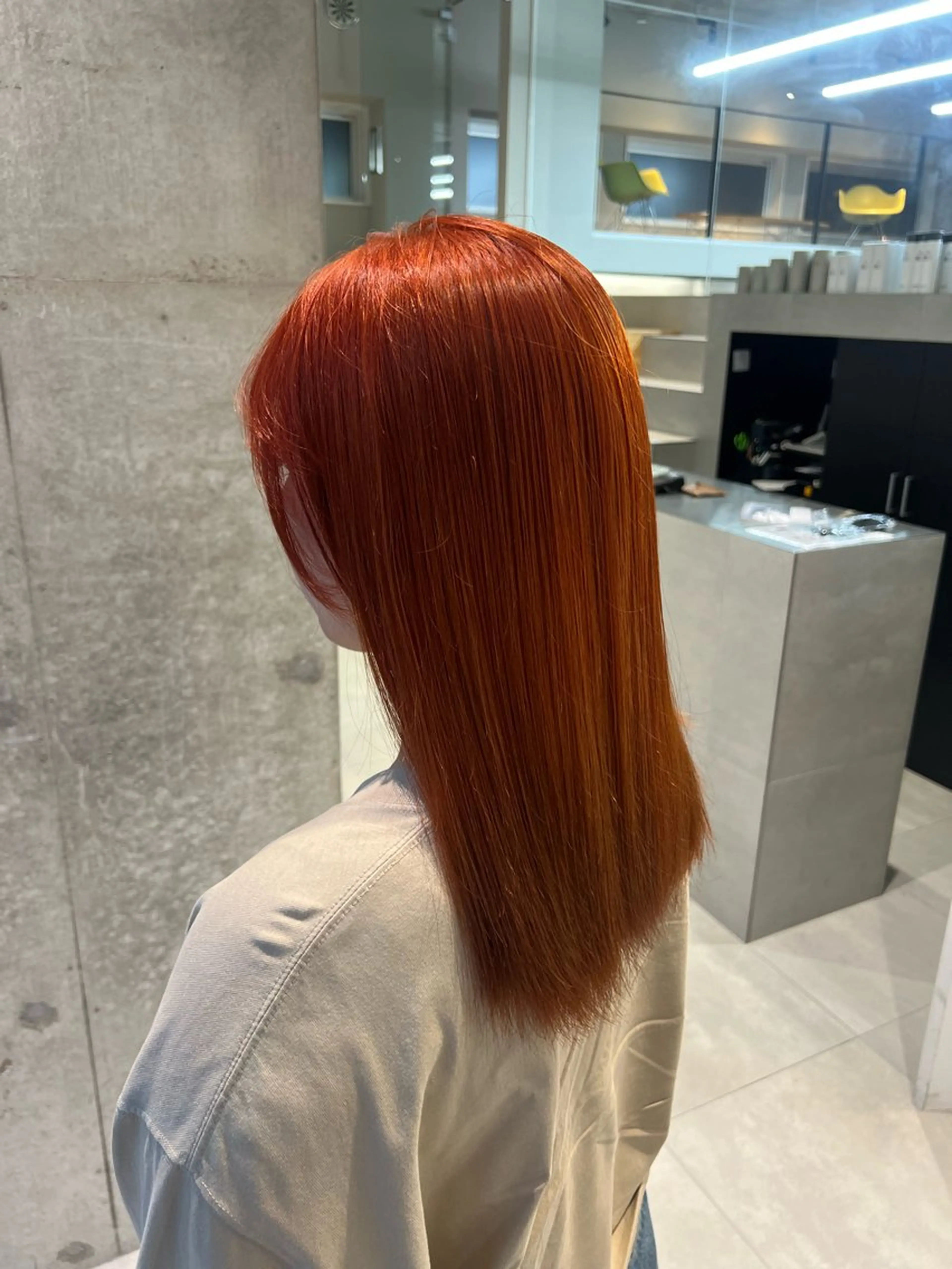 セミロング カラー ブリーチ オレンジ カット ヘアカラー トリートメント 吉沢遣人/レイヤー 艶カラー/抜け感のヘアスタイル