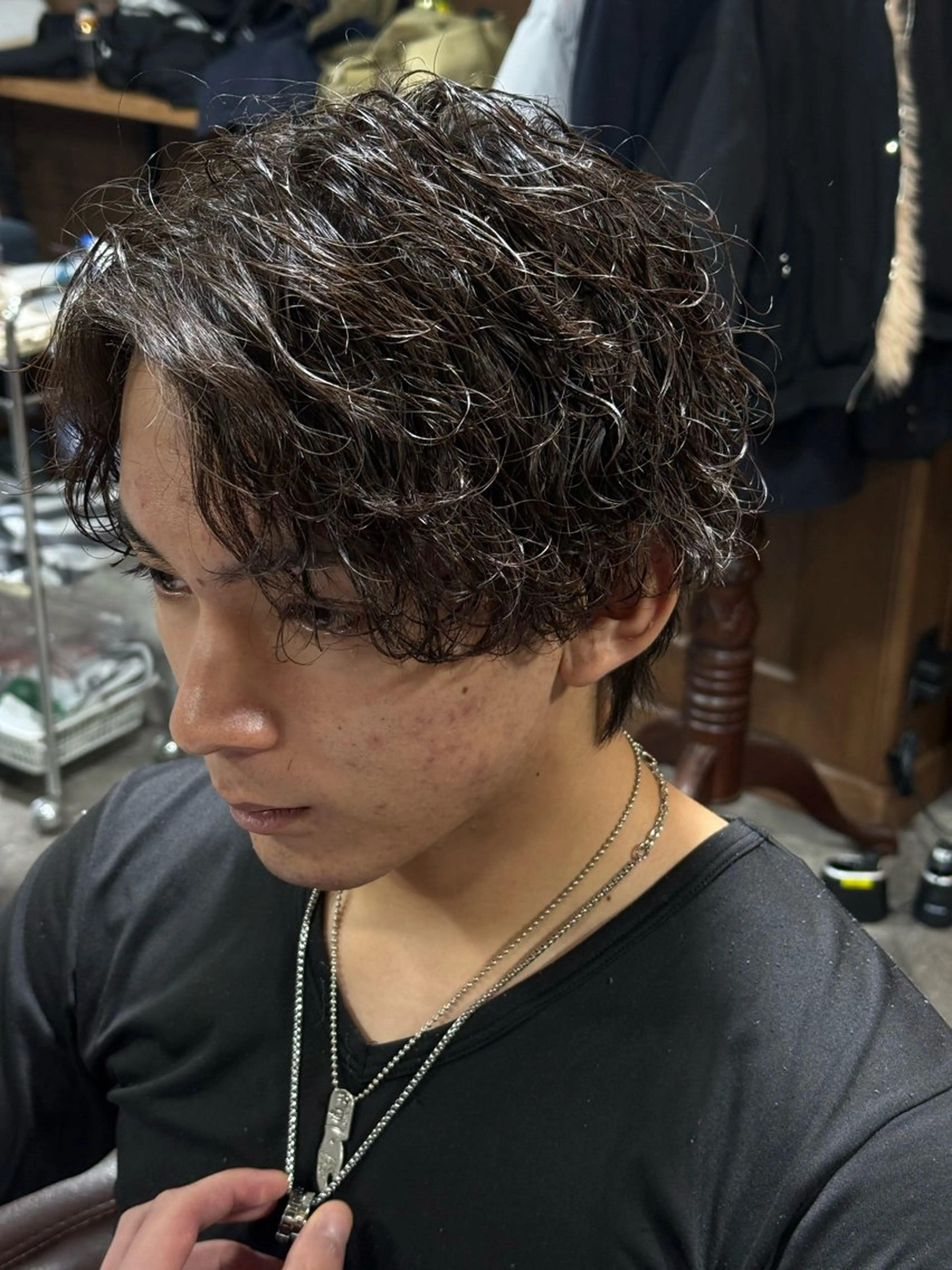 ミディアム パーマ メンズ ミディアムパーマ メンズパーマ 波巻きパーマ Cool hair TOMOKIのヘアスタイル