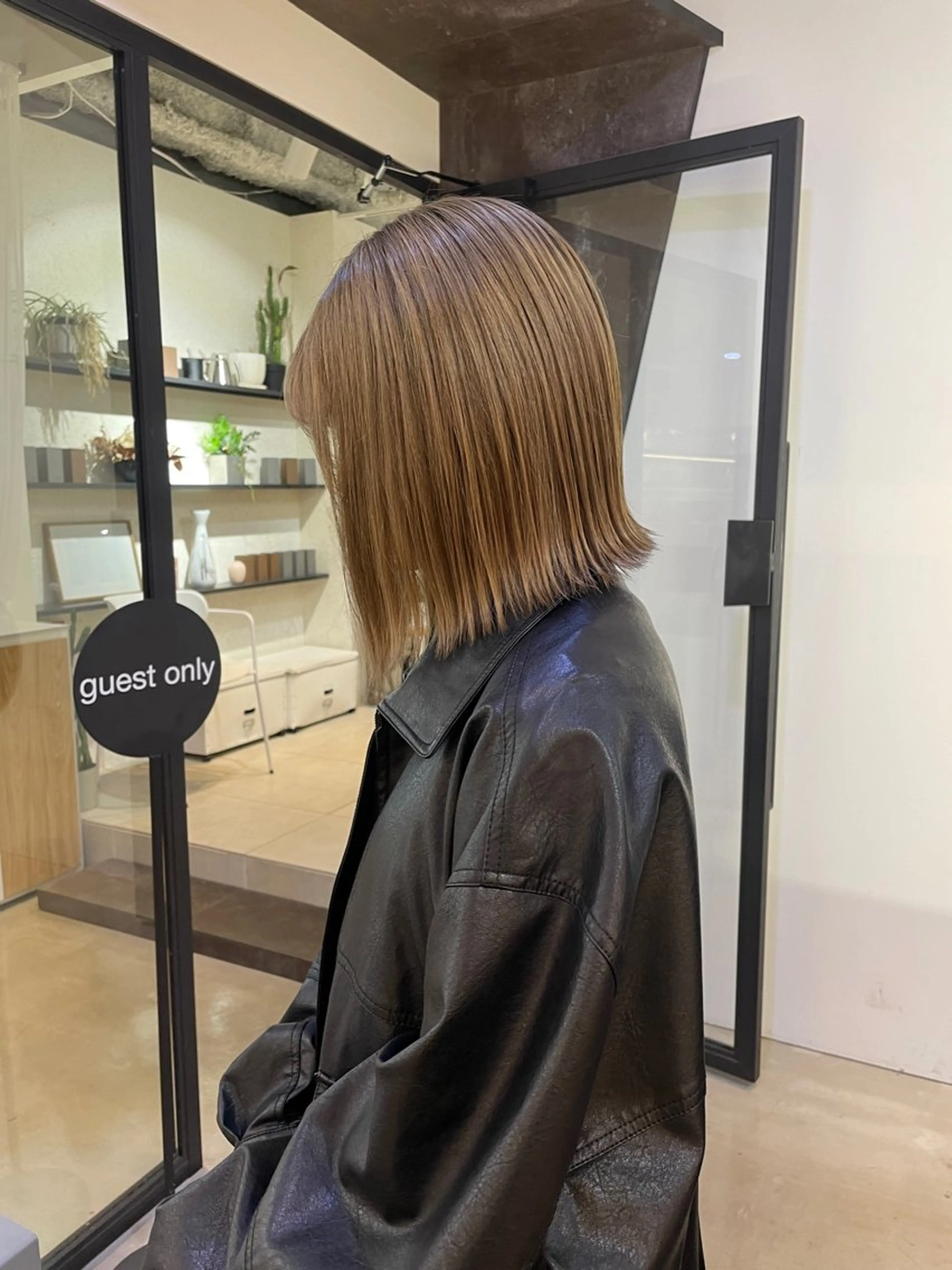 ミディアム カラー シイナ /札幌美容師のヘアスタイル