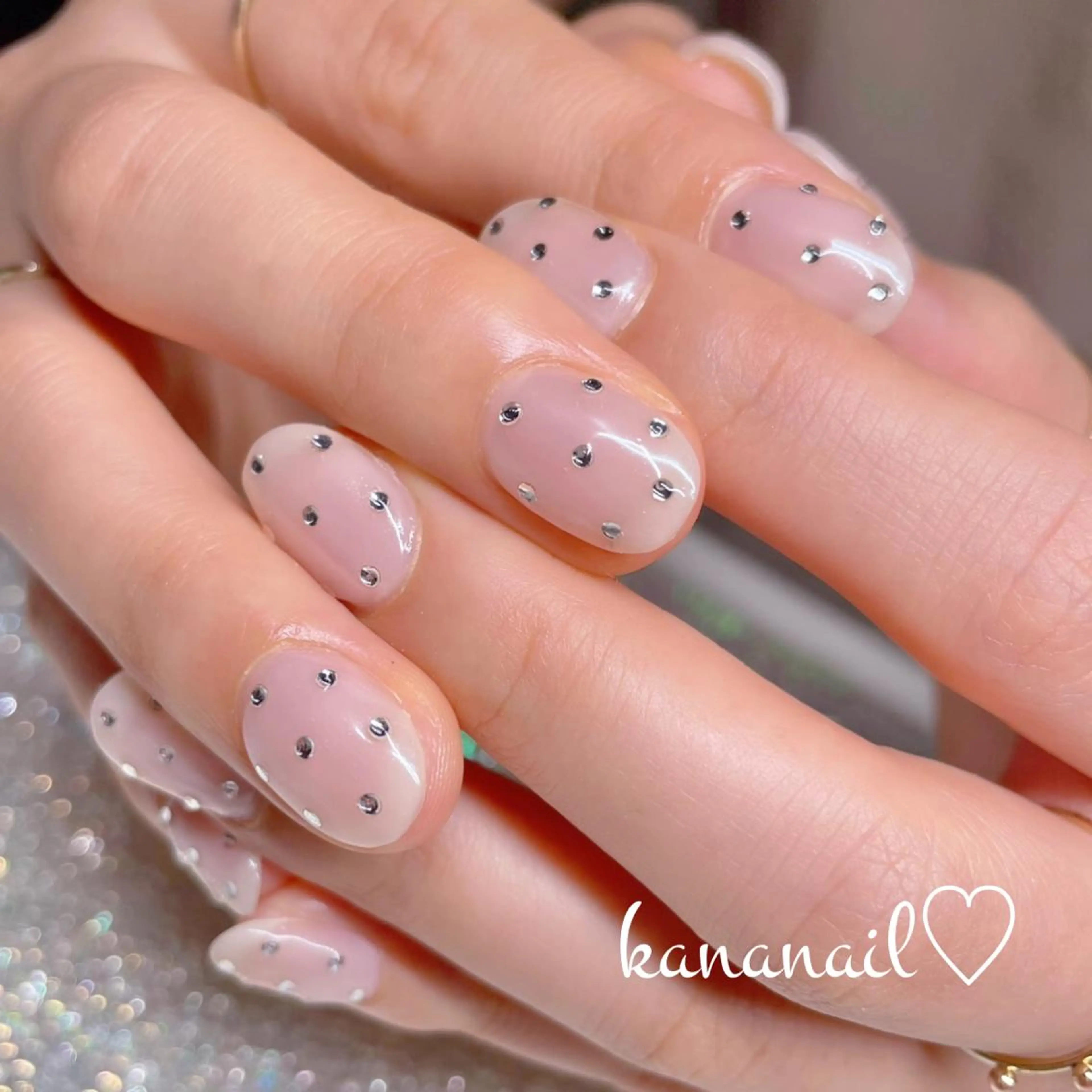 ネイル オーロラネイル ミディアムネイル オフィスネイル ピンク ピンクベージュ kananail ♡のネイルデザイン