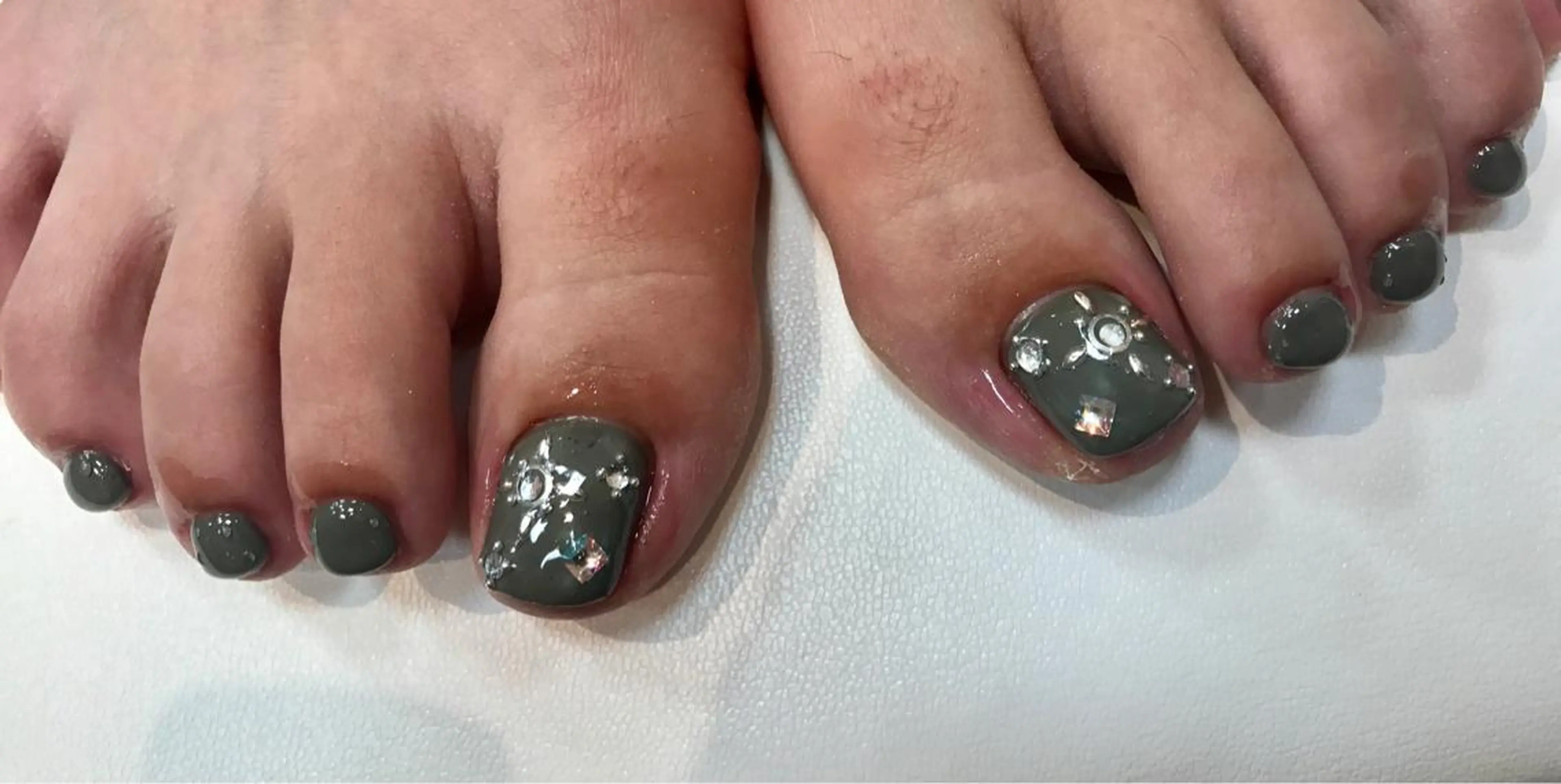 ネイル フットネイル Charme. NOBUKOのネイルデザイン