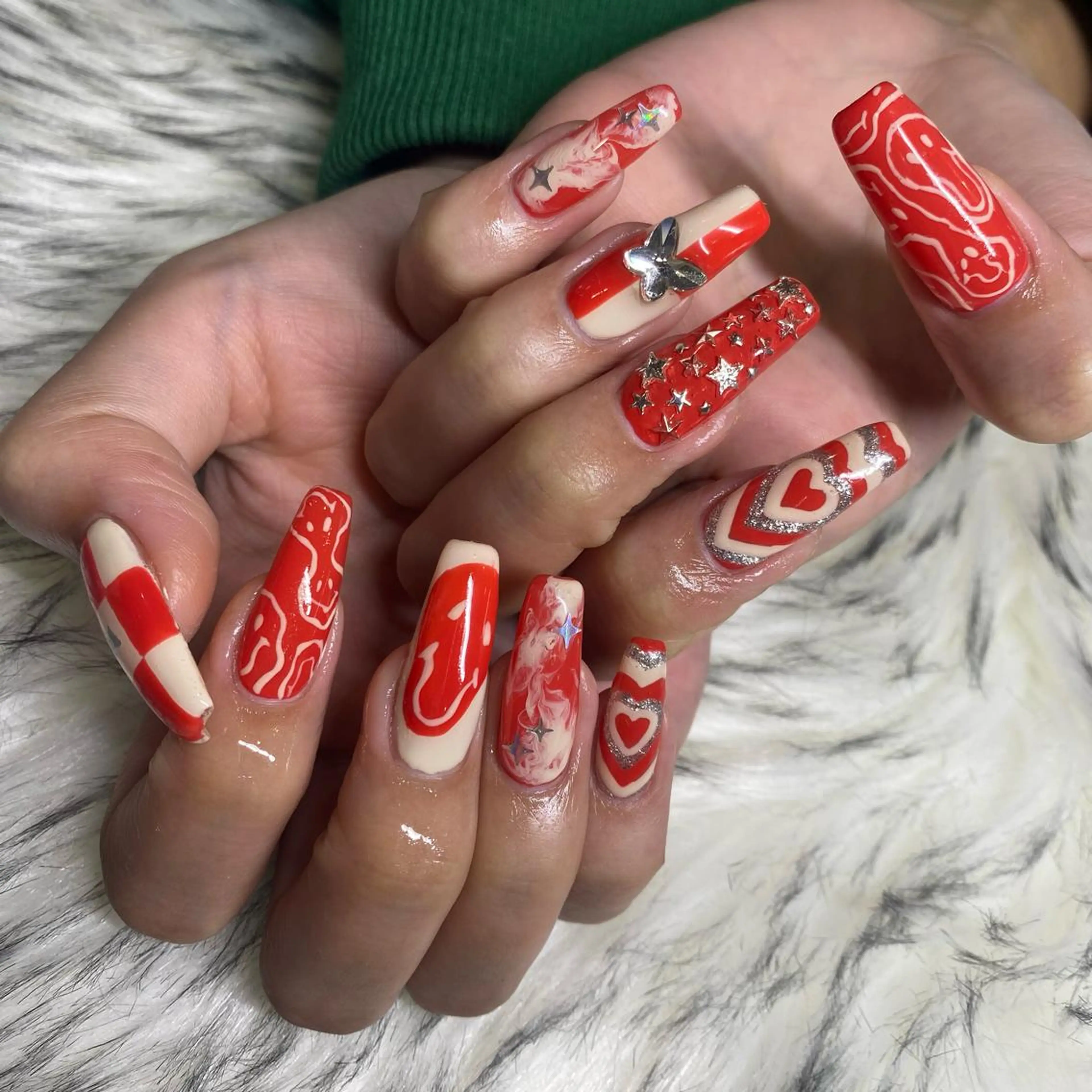 ネイル ハンドネイル la vie Luire ｱｽｶのネイルデザイン