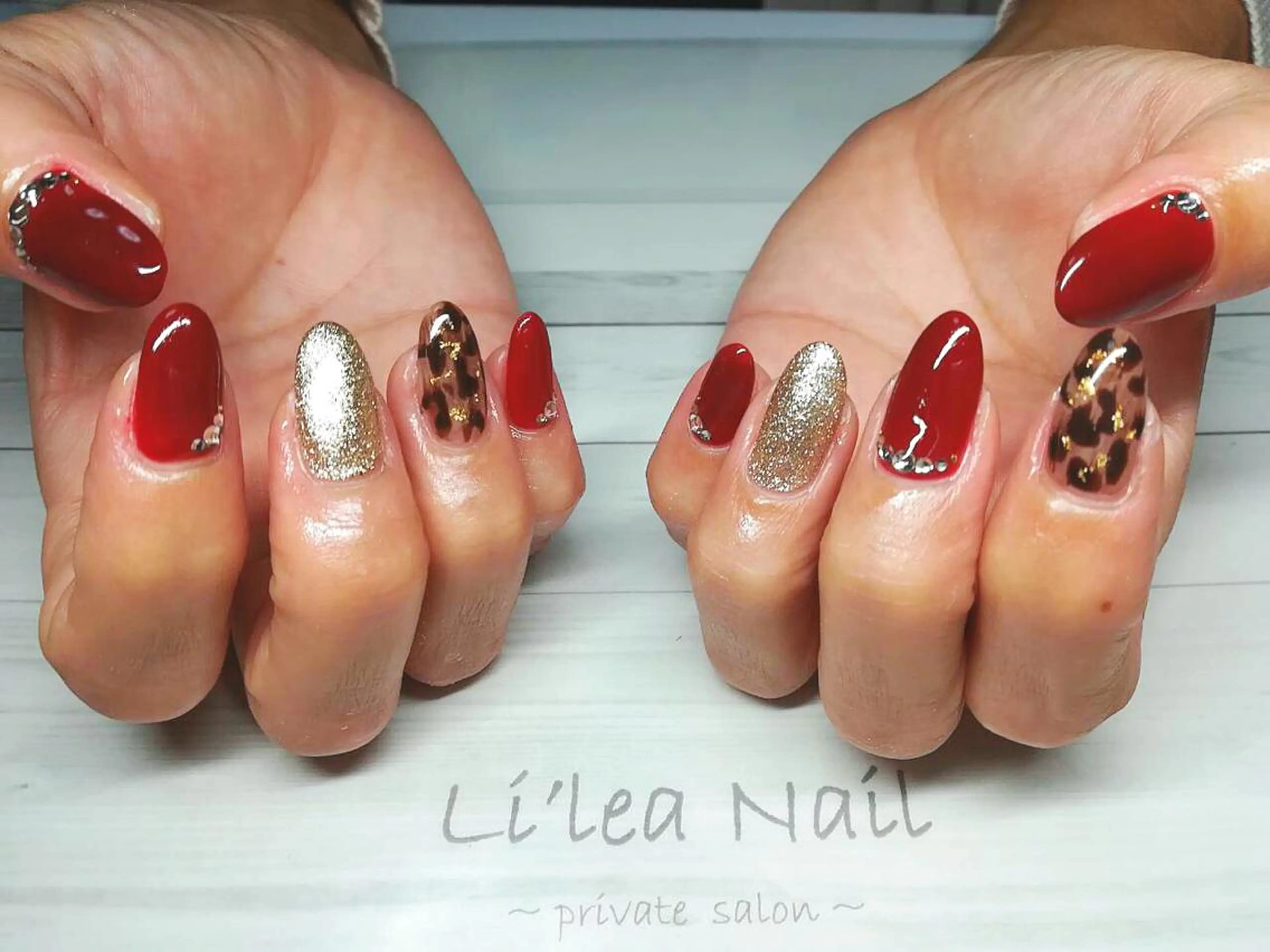 ネイル Li'leaNail AINAのネイルデザイン