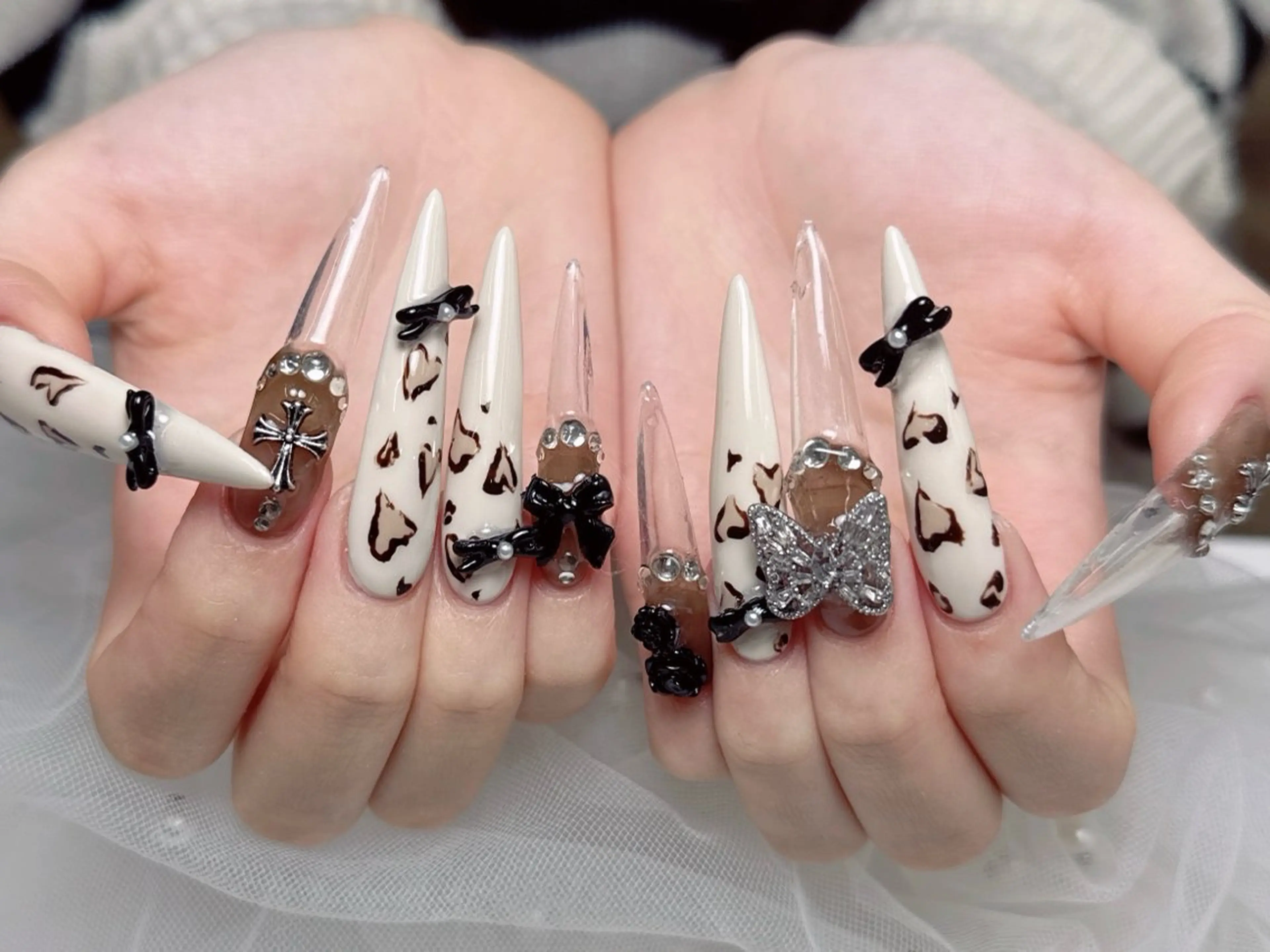 ネイル ハンドネイル ロータス ネイルサロンのネイルデザイン