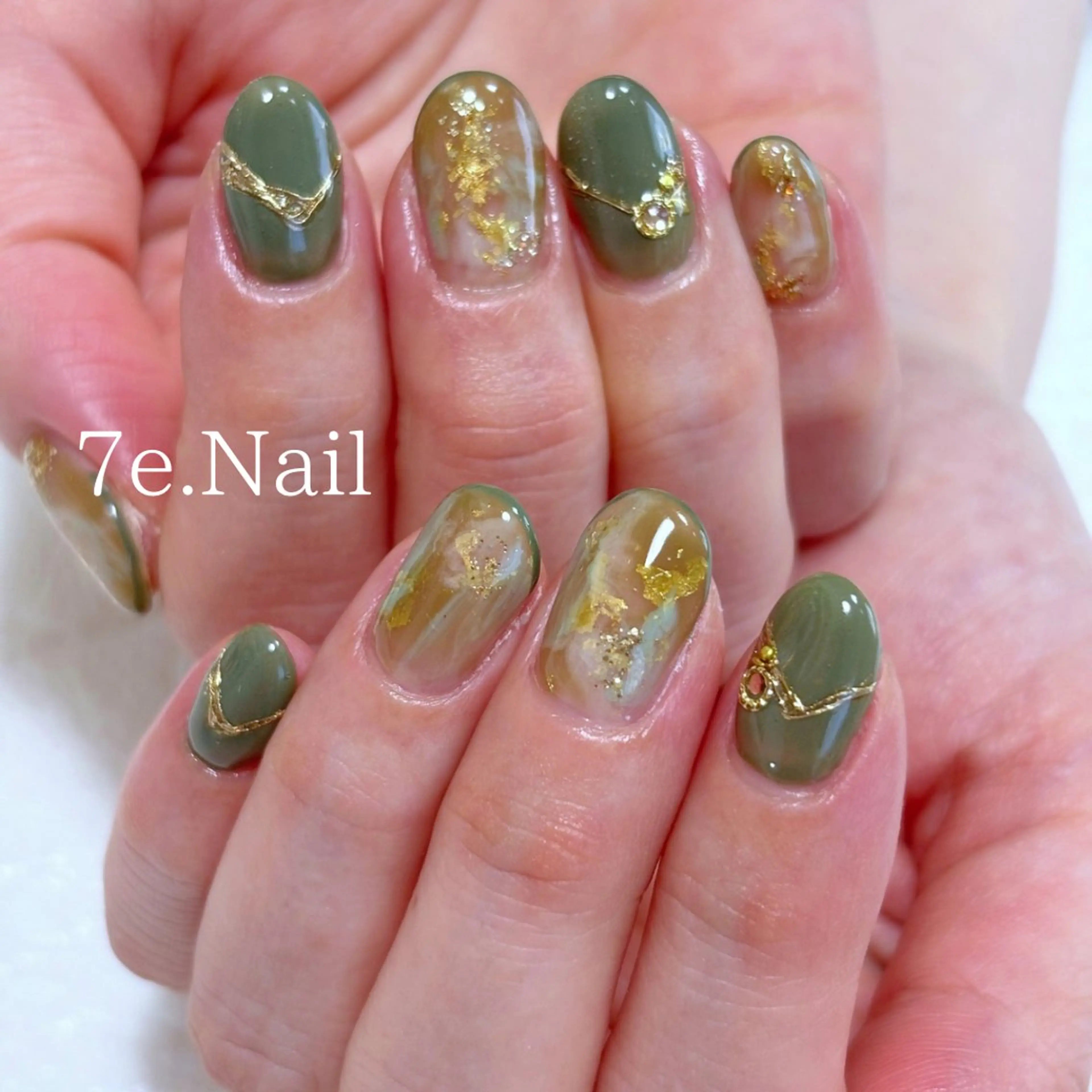 ネイル 7e. Nailのネイルデザイン