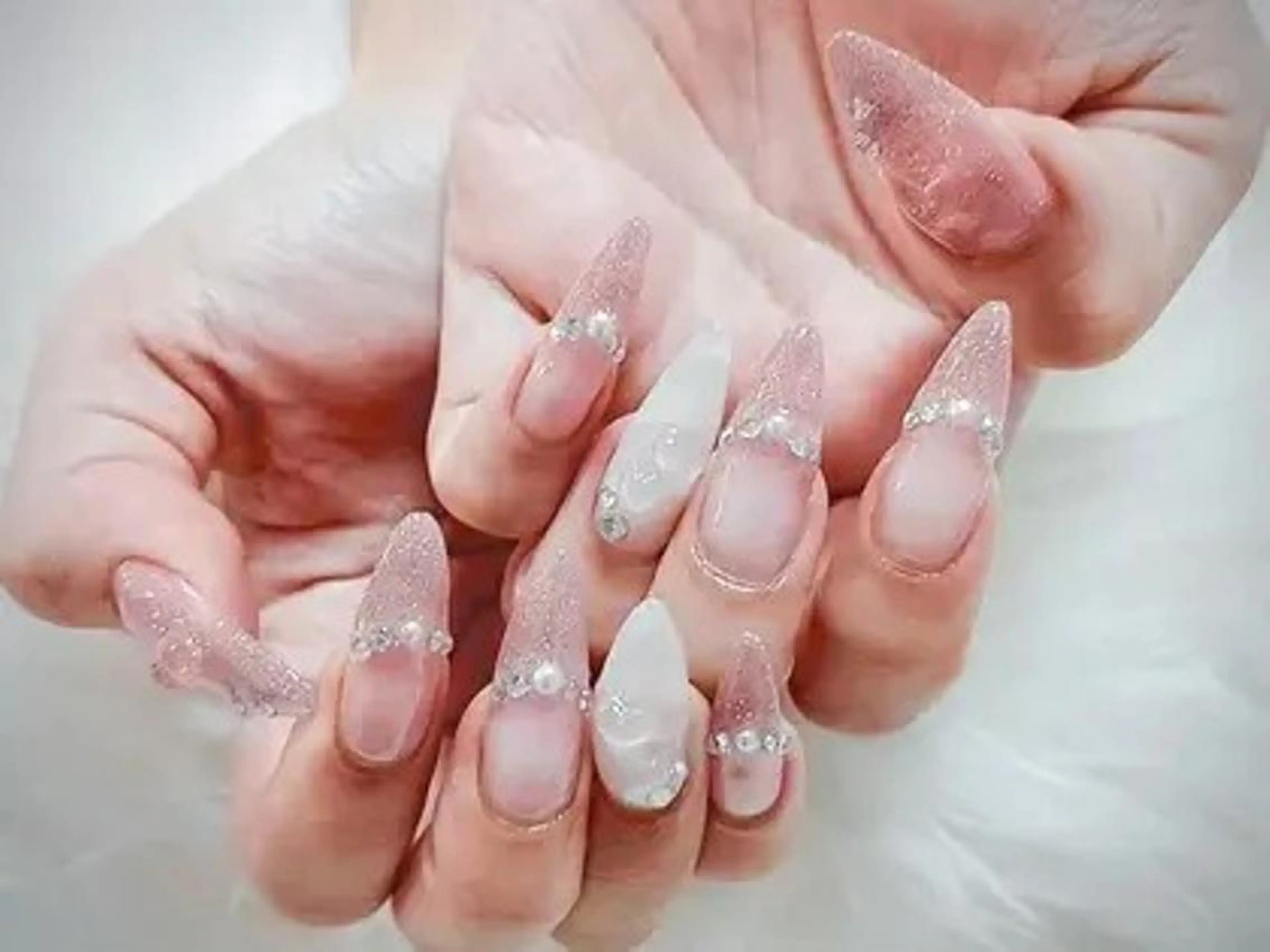 ネイル Hanaai Salon新大久保店のネイルデザイン