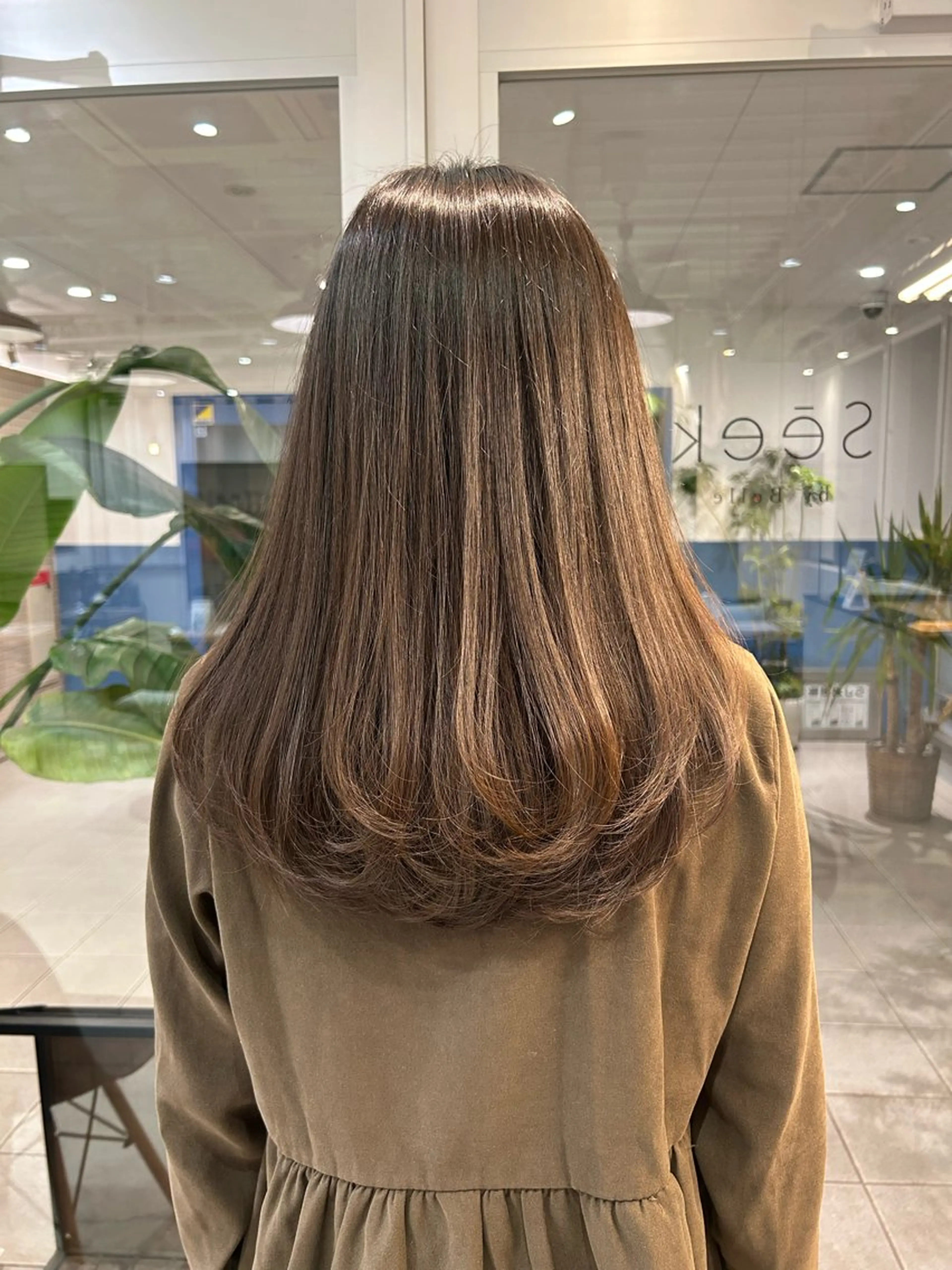 セミロング 🪄レイヤーカット／ IKUMI🌙のヘアスタイル