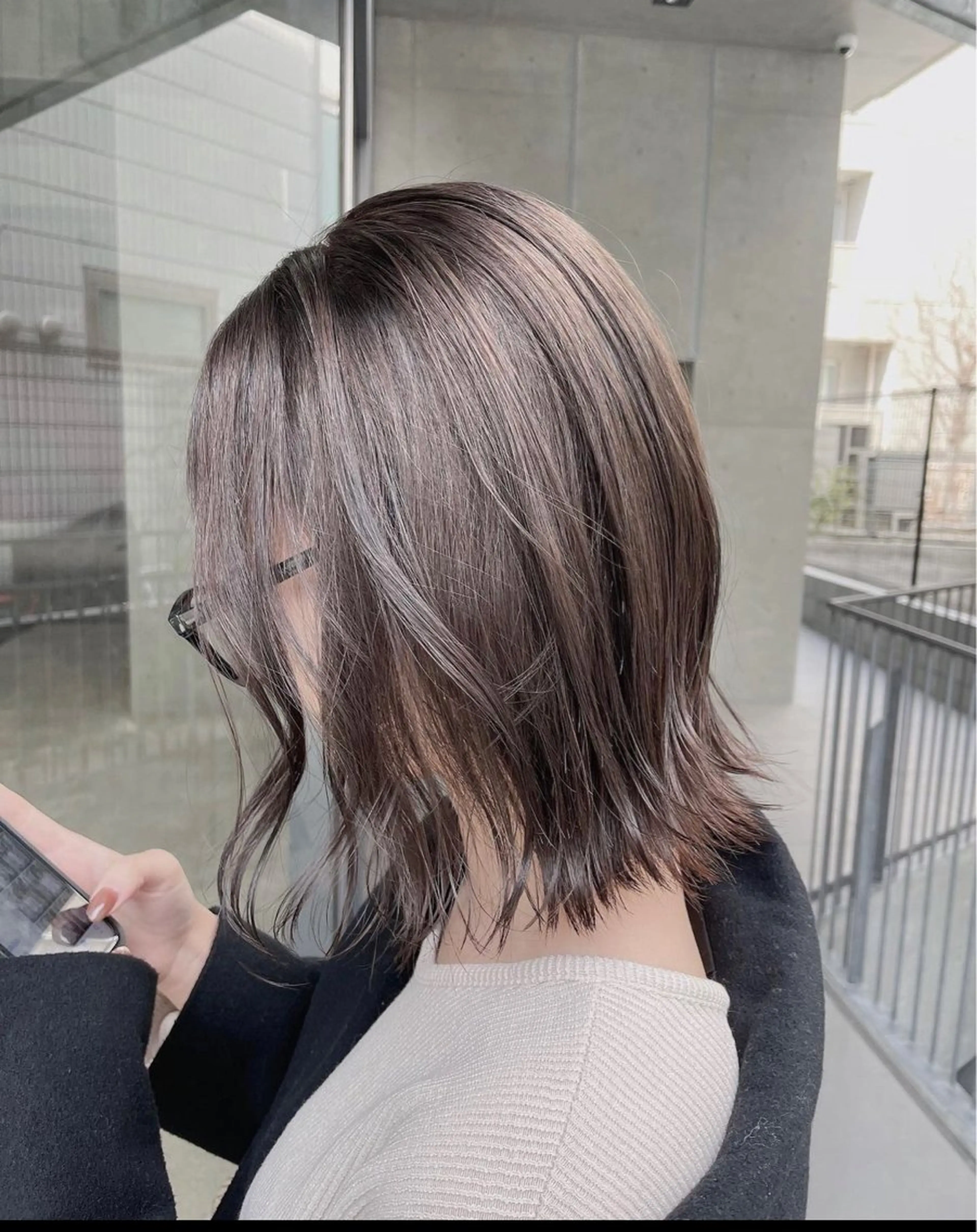 ミディアム アッシュ カット ヘアカラー トリートメント 神崎 一洋のヘアスタイル