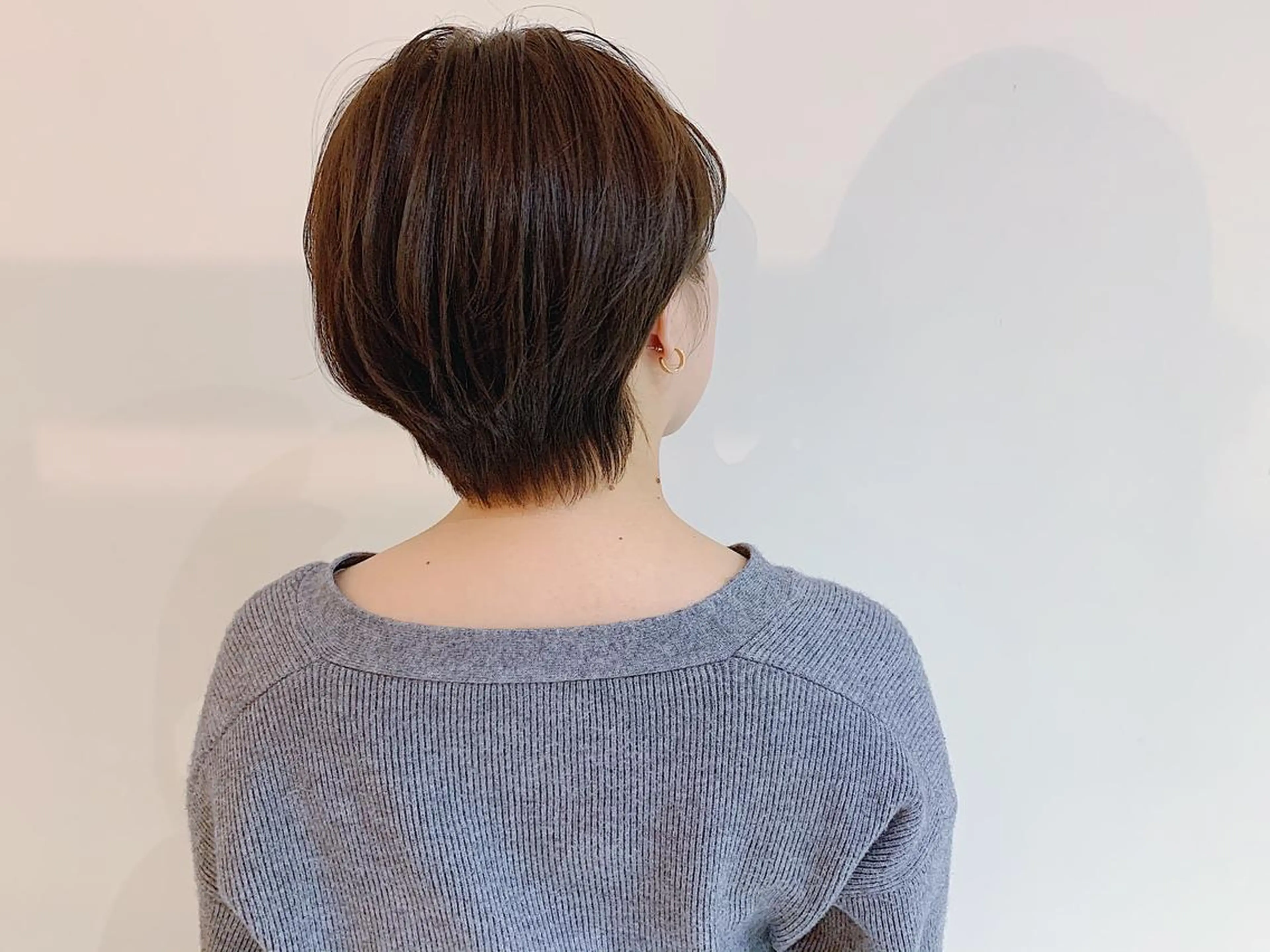 ショート カラー カット ヘアカラー トリートメント タカハシ ハヤトのヘアスタイル