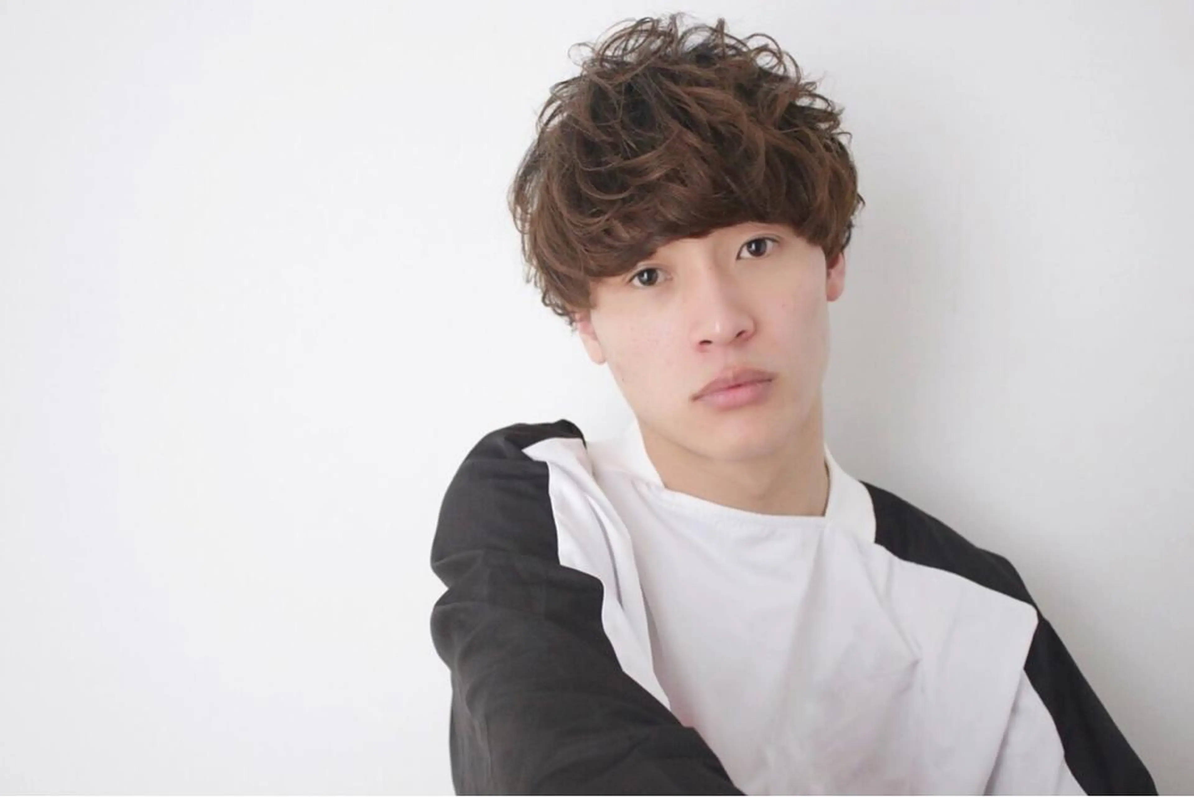 メンズ束感カット & オーガニックカラー & スタイリングの写真