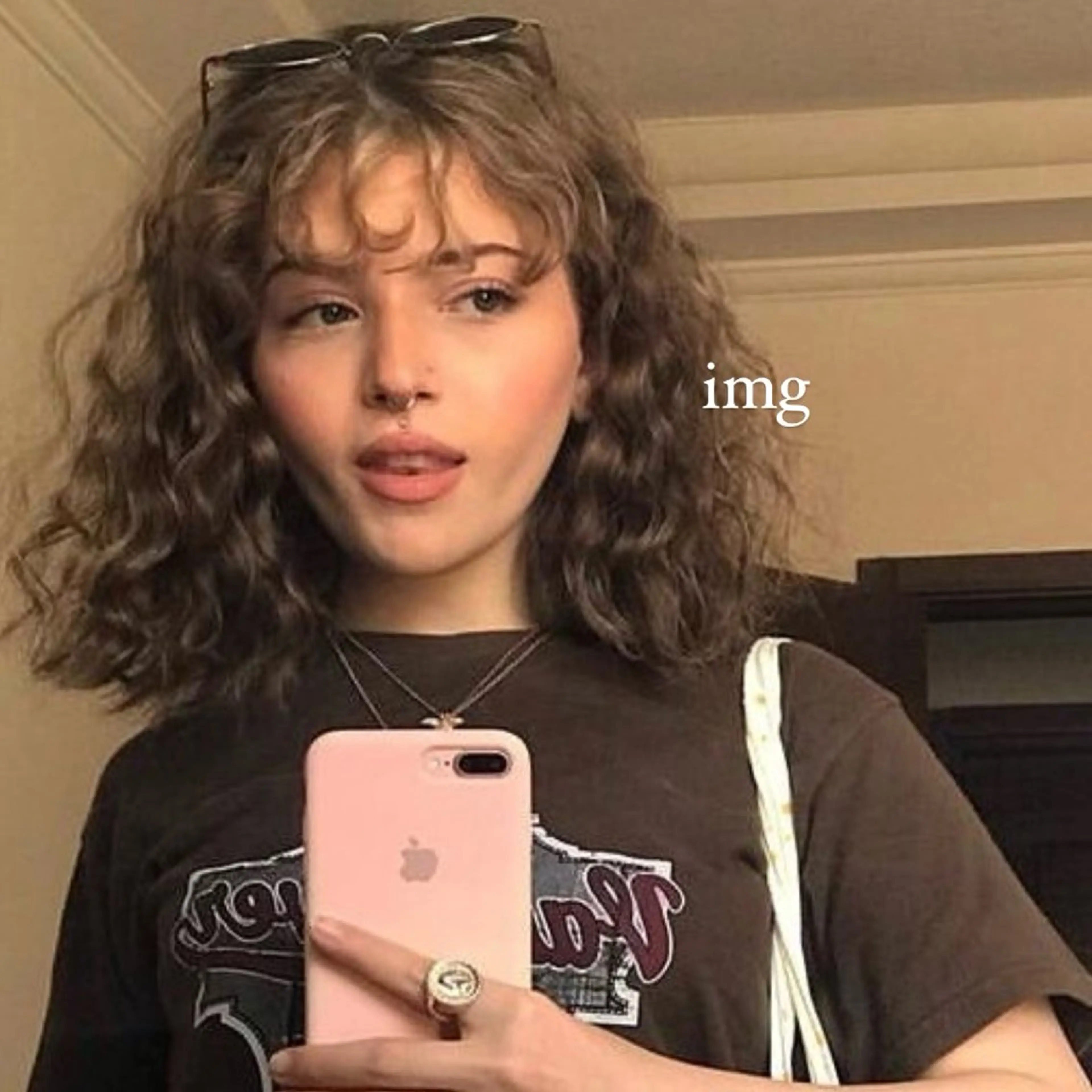 パーマ EIGHT mana 海外グレージュ🥥のヘアスタイル