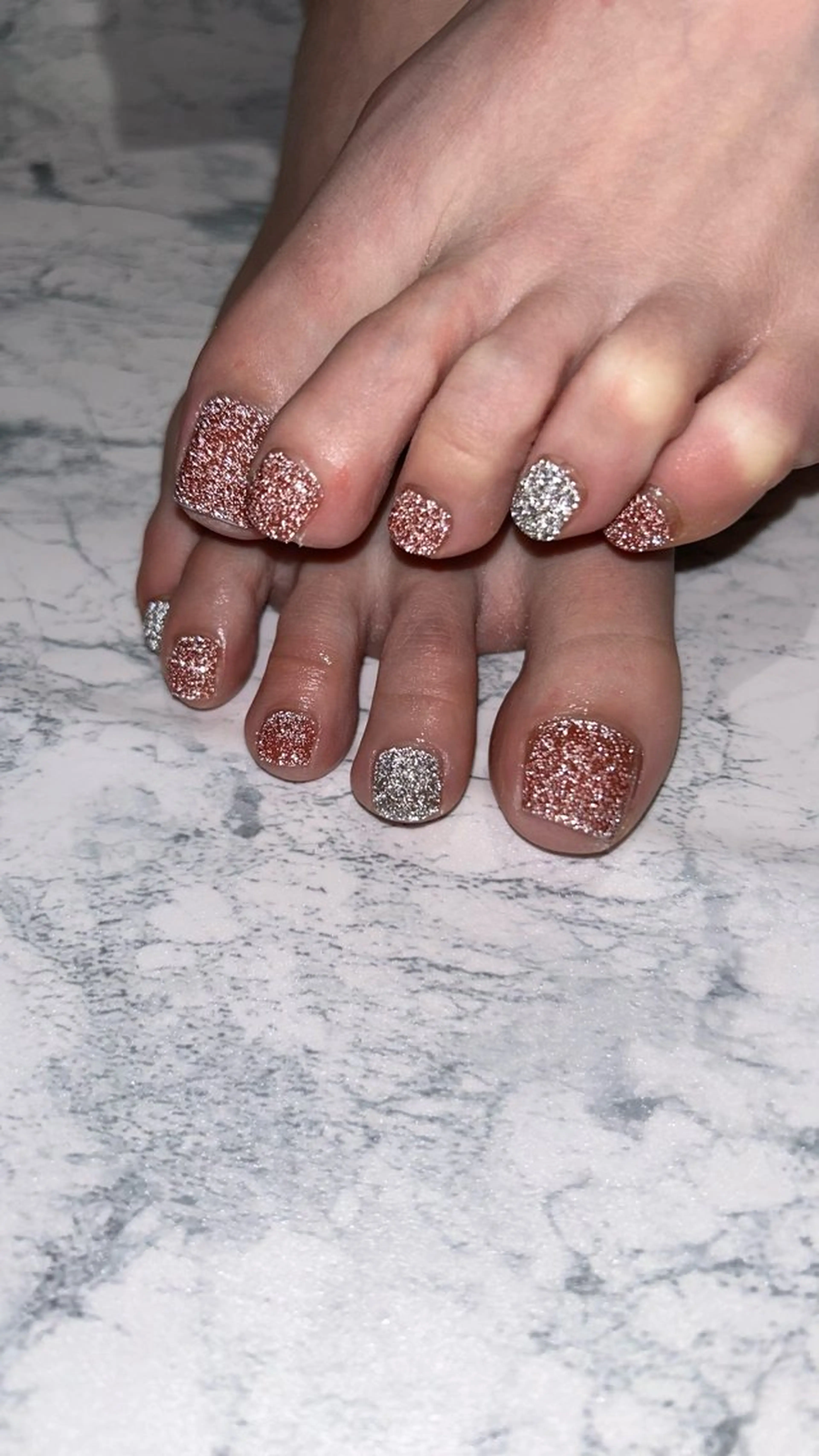 ネイル フラッシュネイル フットネイル マグネット/心斎橋 LoLo.カレラのネイルデザイン