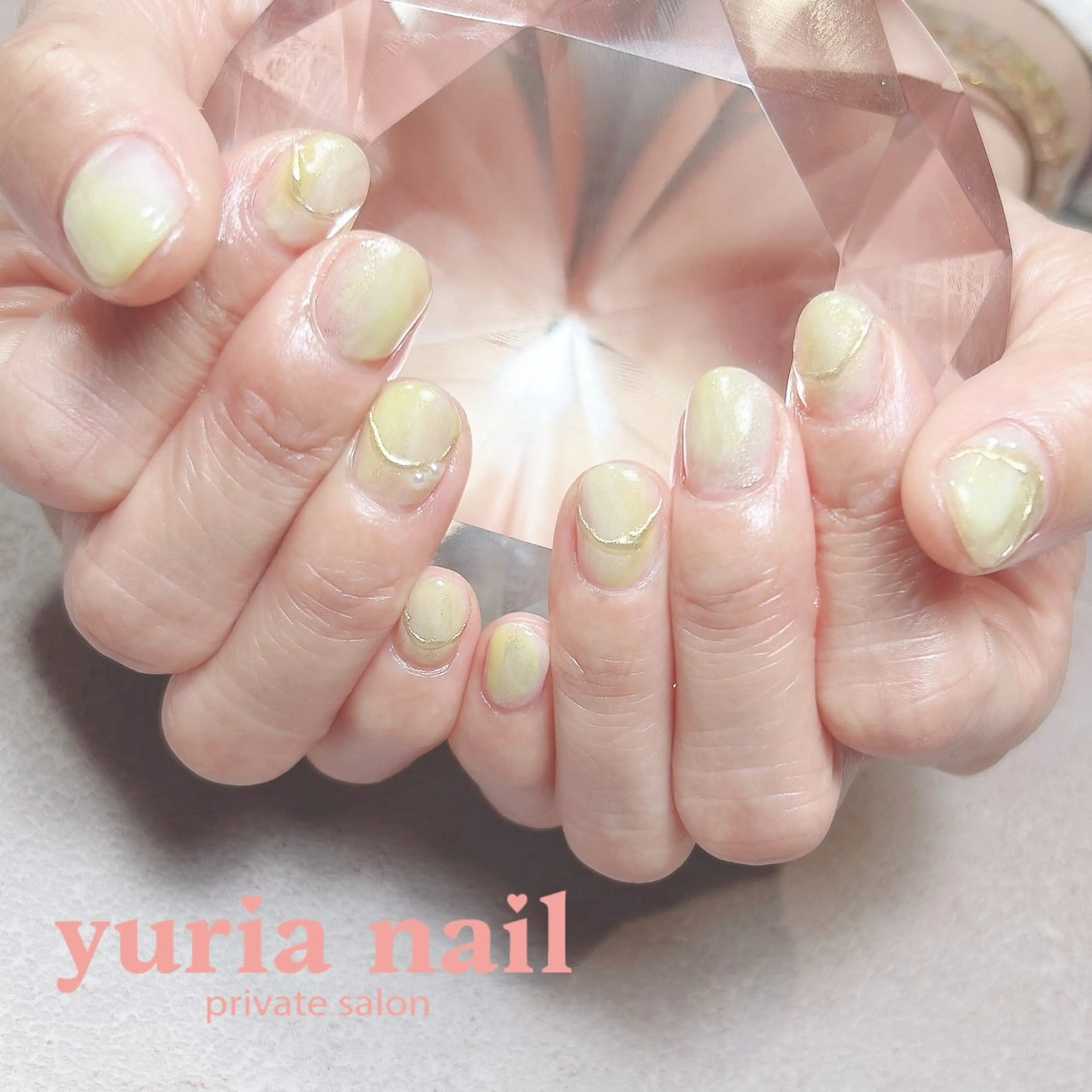 ネイル アートネイル ジェルネイル グリーン ニュアンスネイル ハンドネイル 小林 ゆりあのネイルデザイン