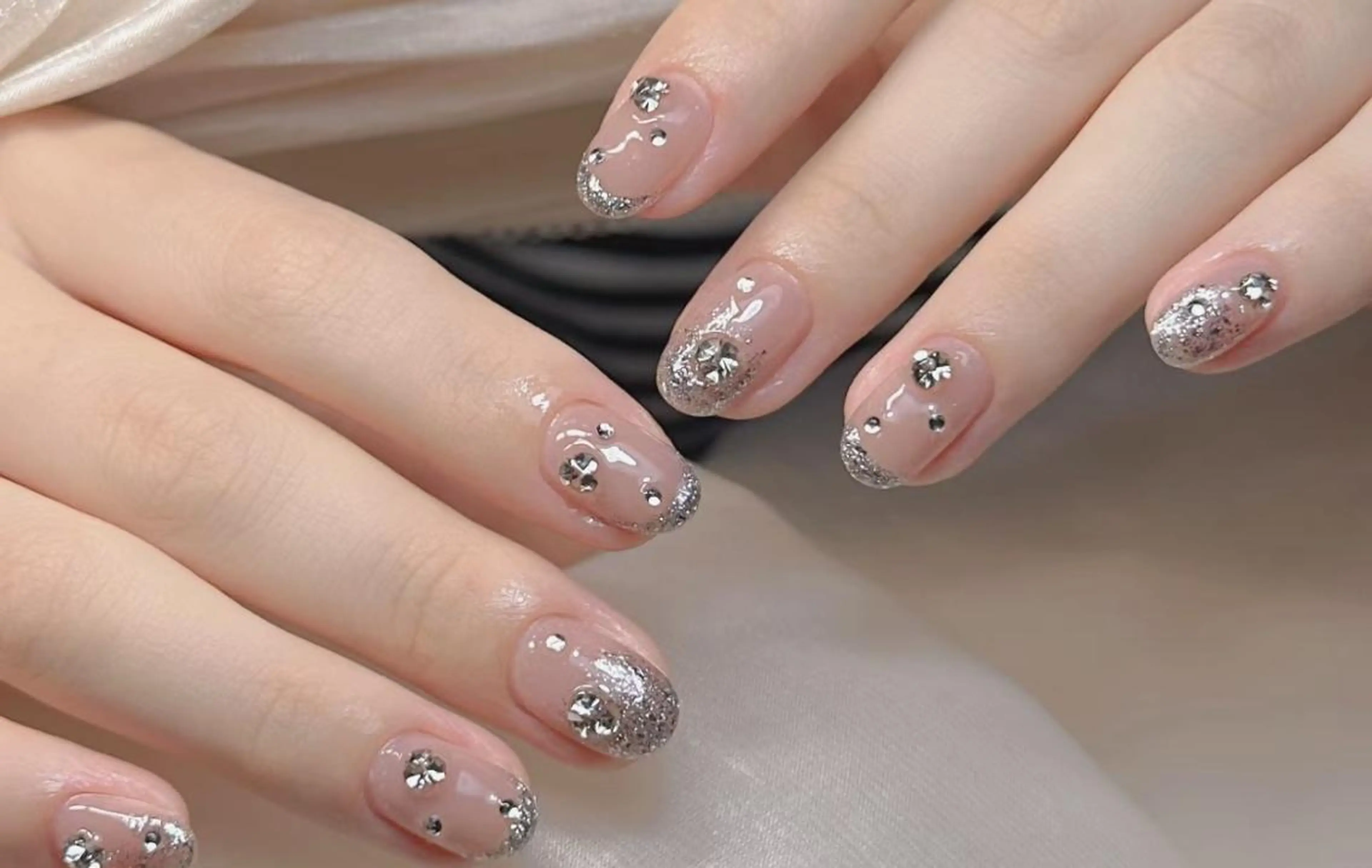 ネイル VIVIAN リサのネイルデザイン