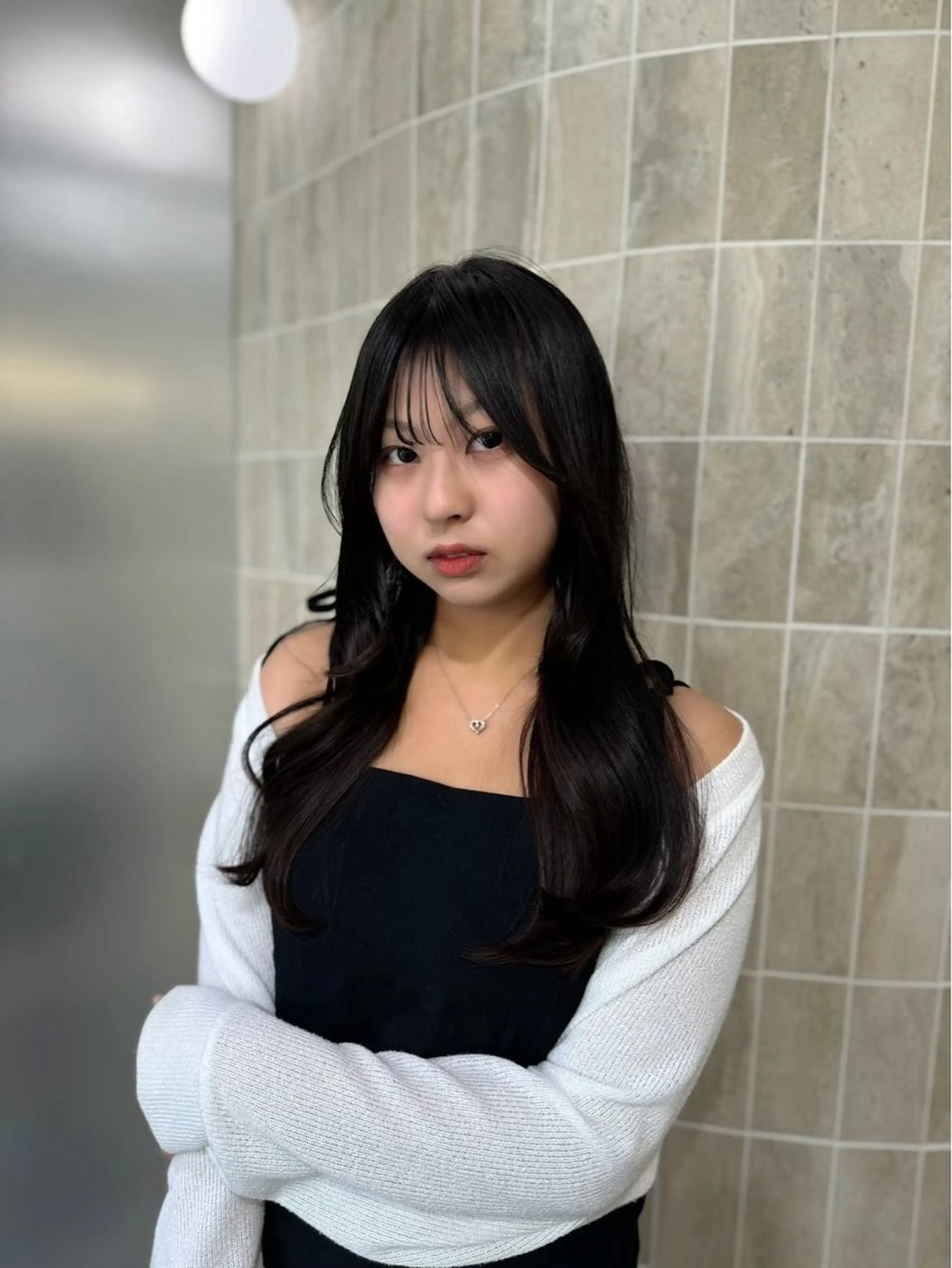 ロング ヘアカラー 薮本 真優のヘアスタイル