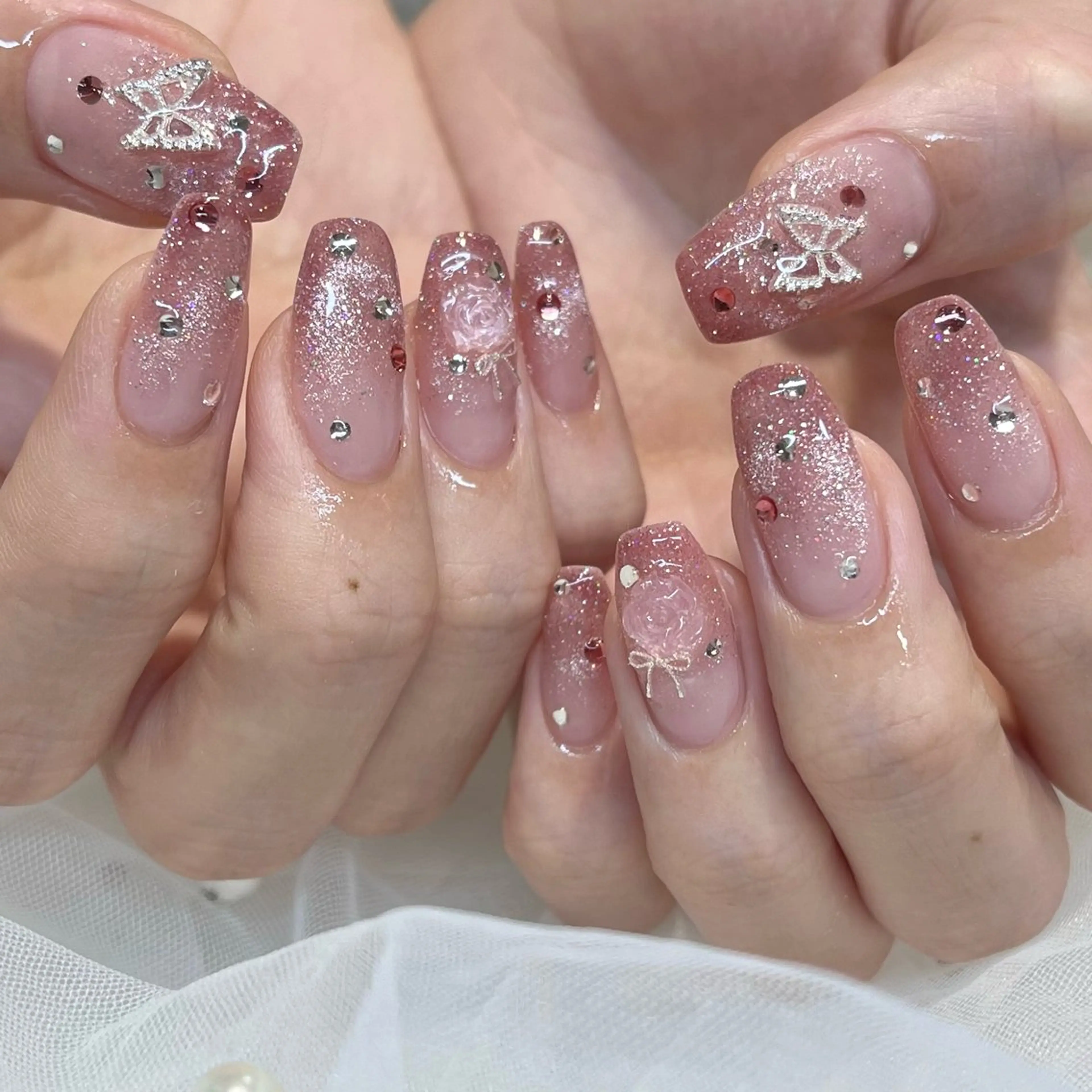 ネイル 内田 里穂のネイルデザイン