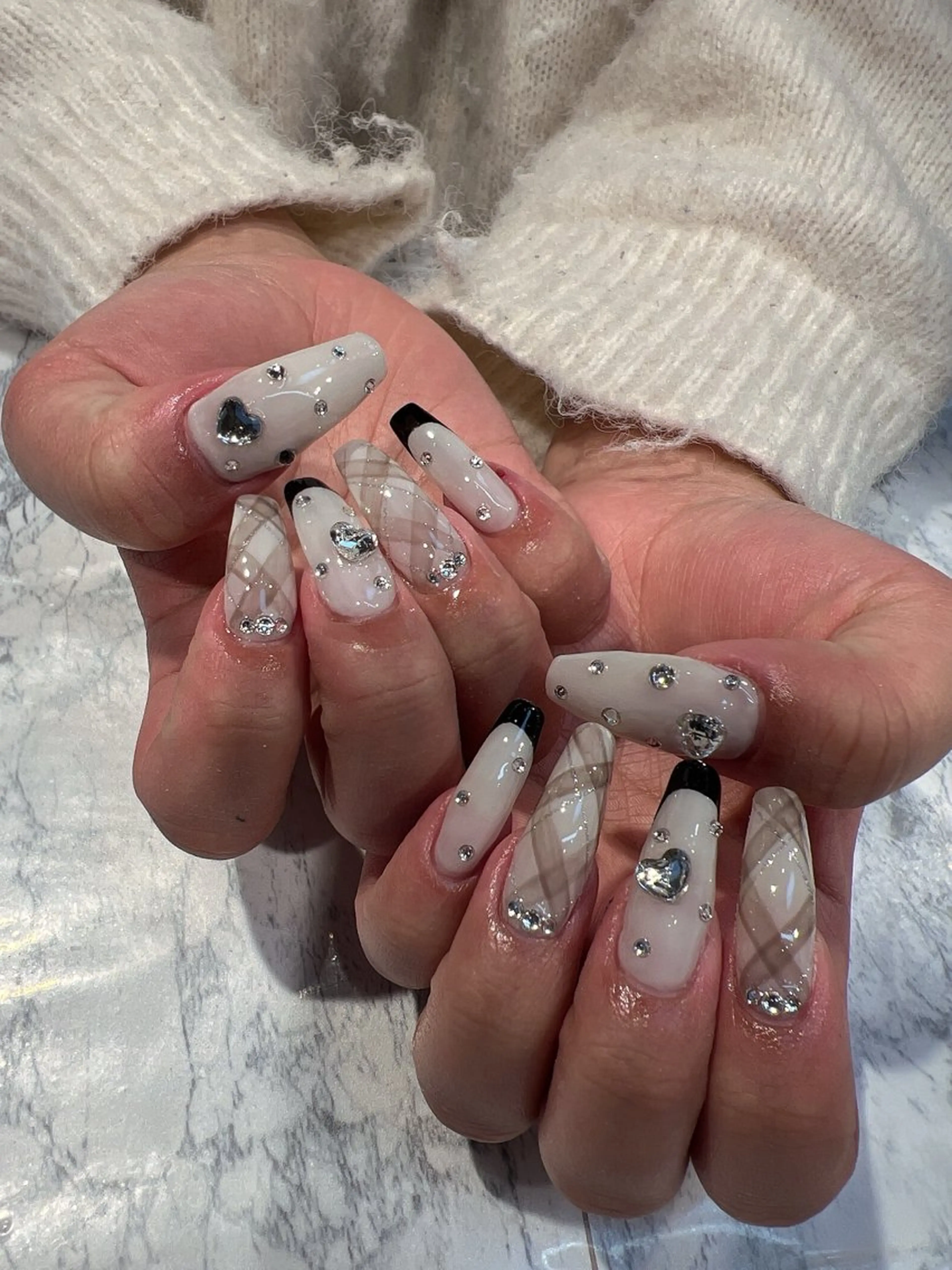 ネイル ハンドネイル Lavish nailのネイルデザイン