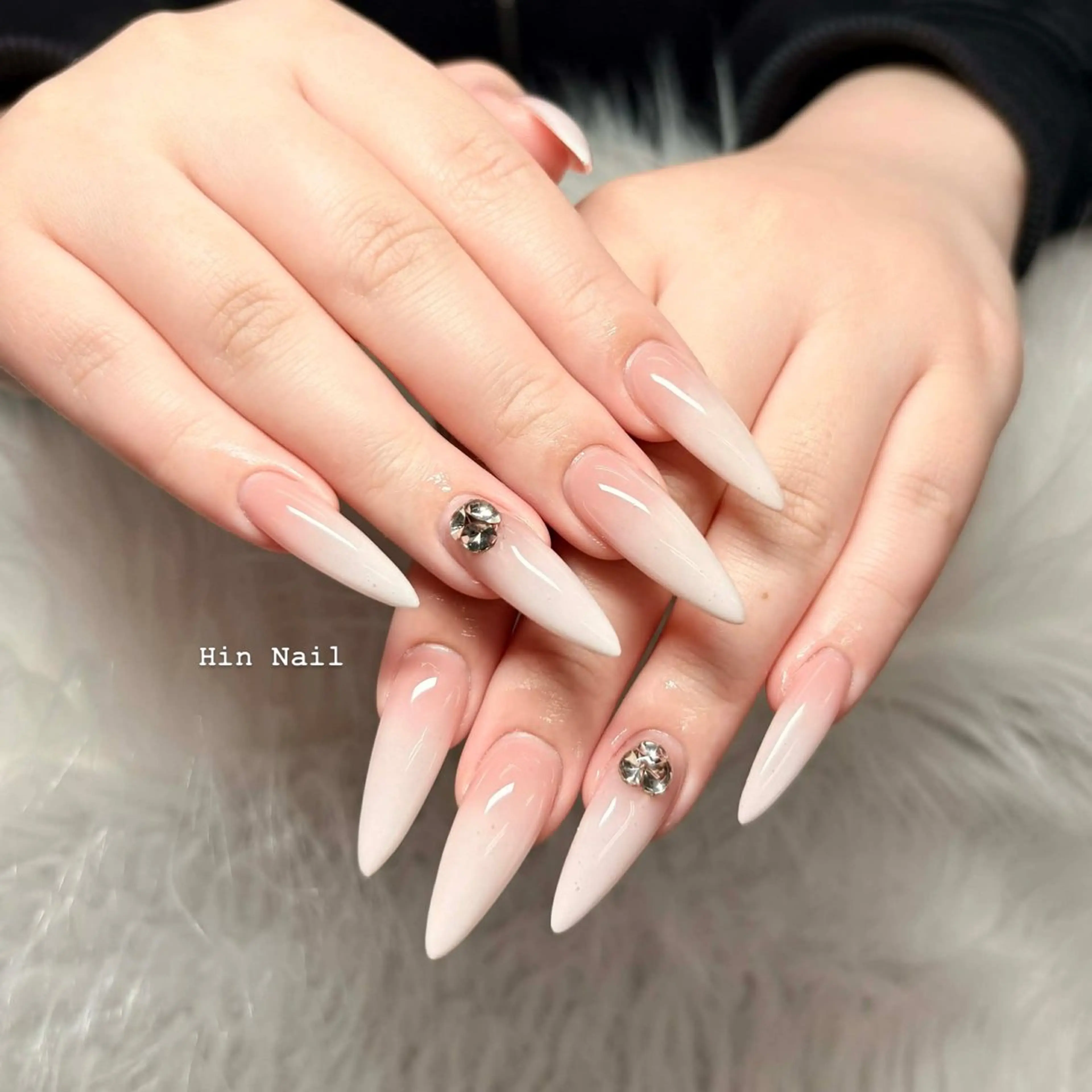 ネイル ハンドネイル HIN NAILのネイルデザイン