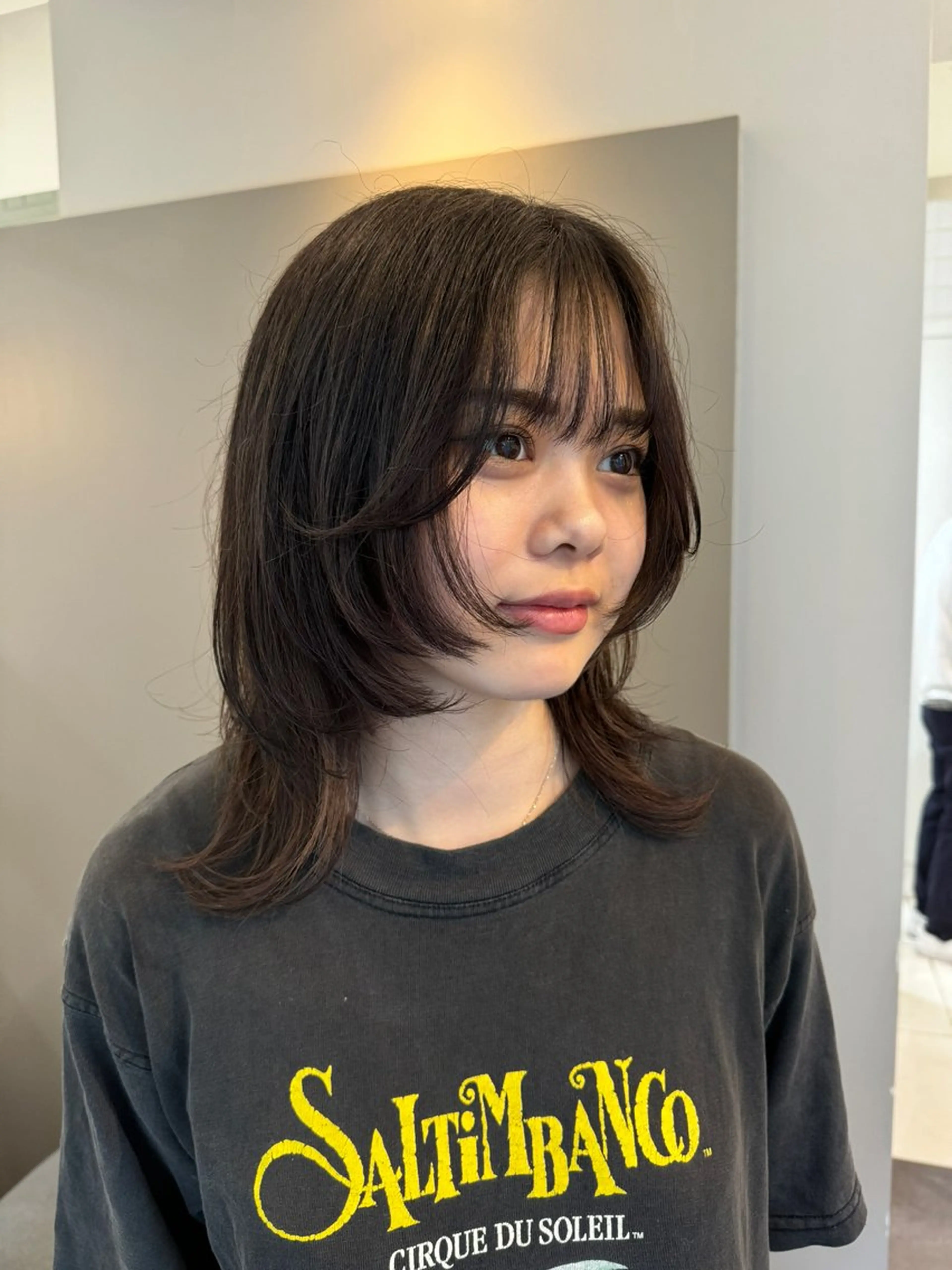 ミディアム ウルフカット カット トリートメント 💎艶カラー髪質改善 💎🐇uraraのヘアスタイル