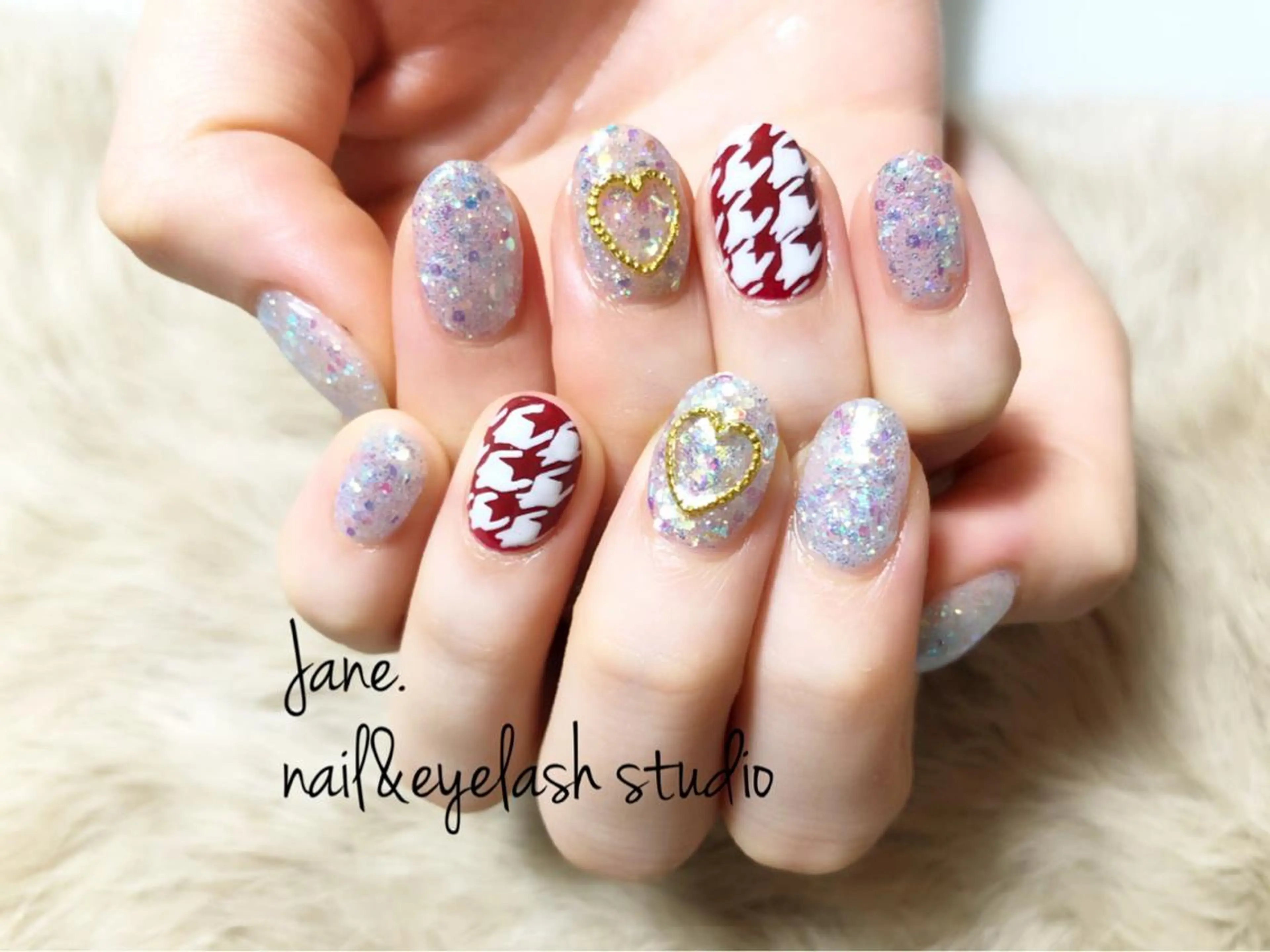 ネイル Yakko pas á pasのネイルデザイン