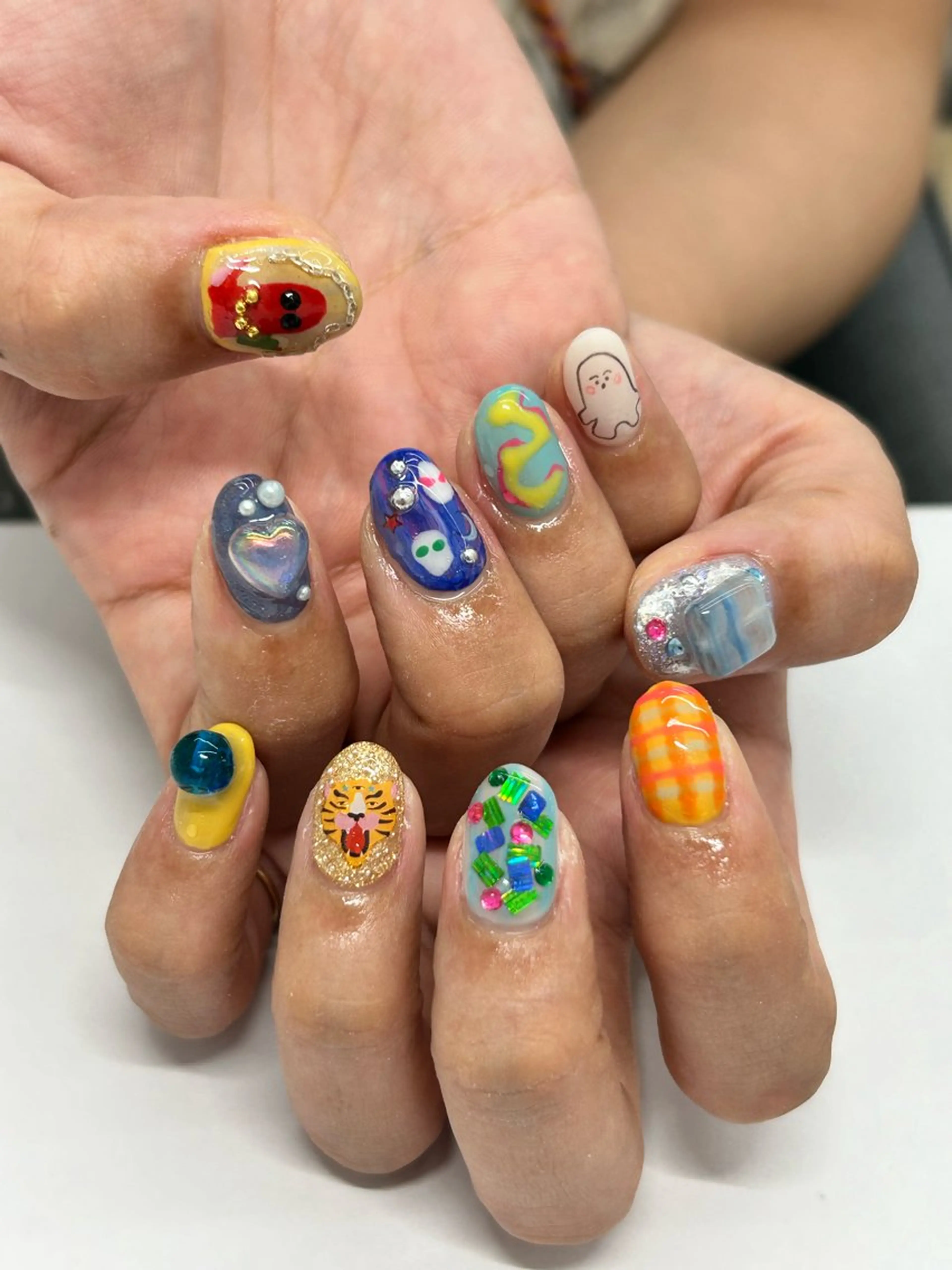 ネイル ハンドネイル one nail 【推し/概念ネイル】のネイルデザイン