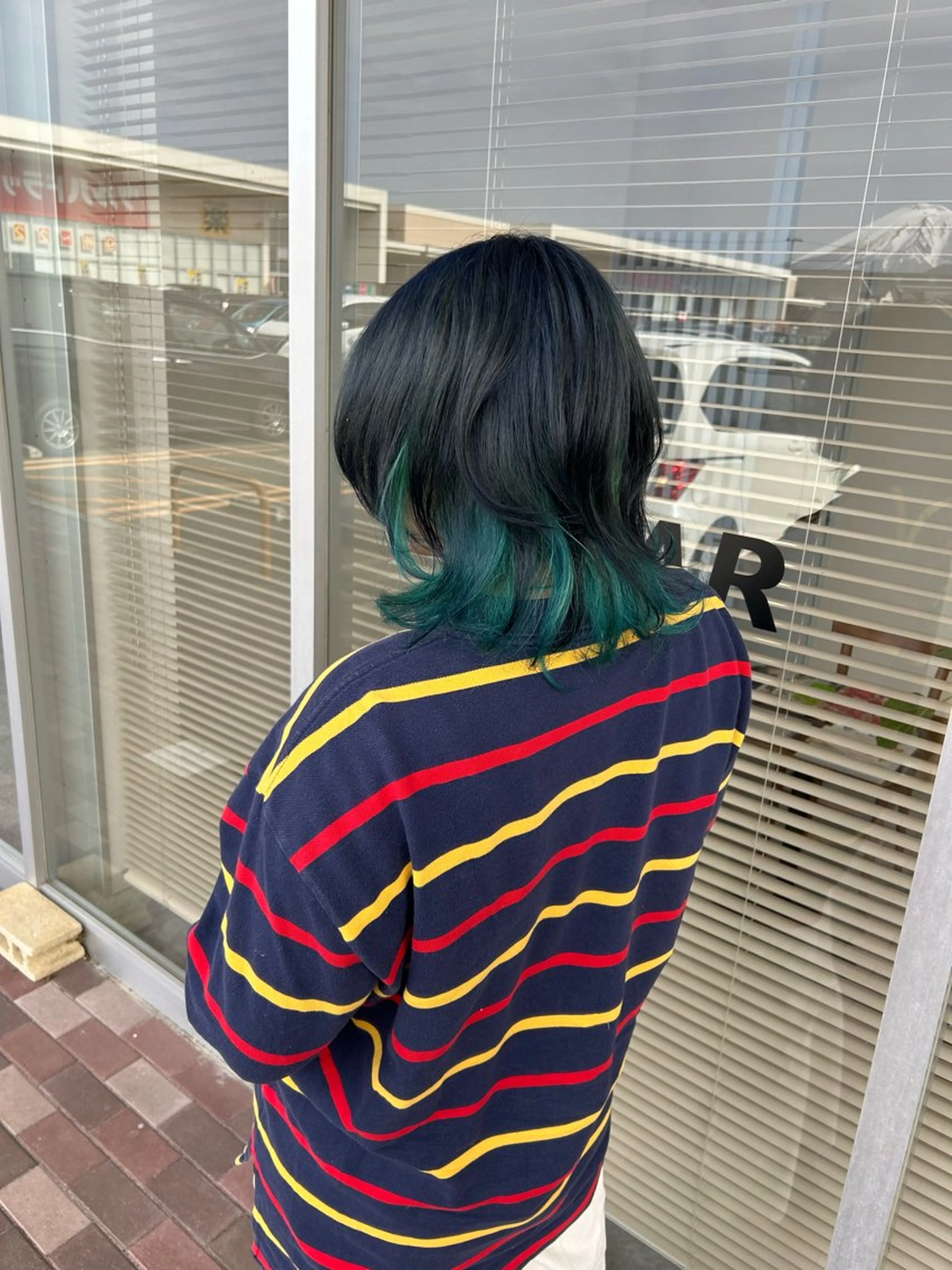 ミディアム カラー デザインカラー ネイビーカラー ヘアカラー トリートメント SUGAR/ソウ みたけのヘアスタイル