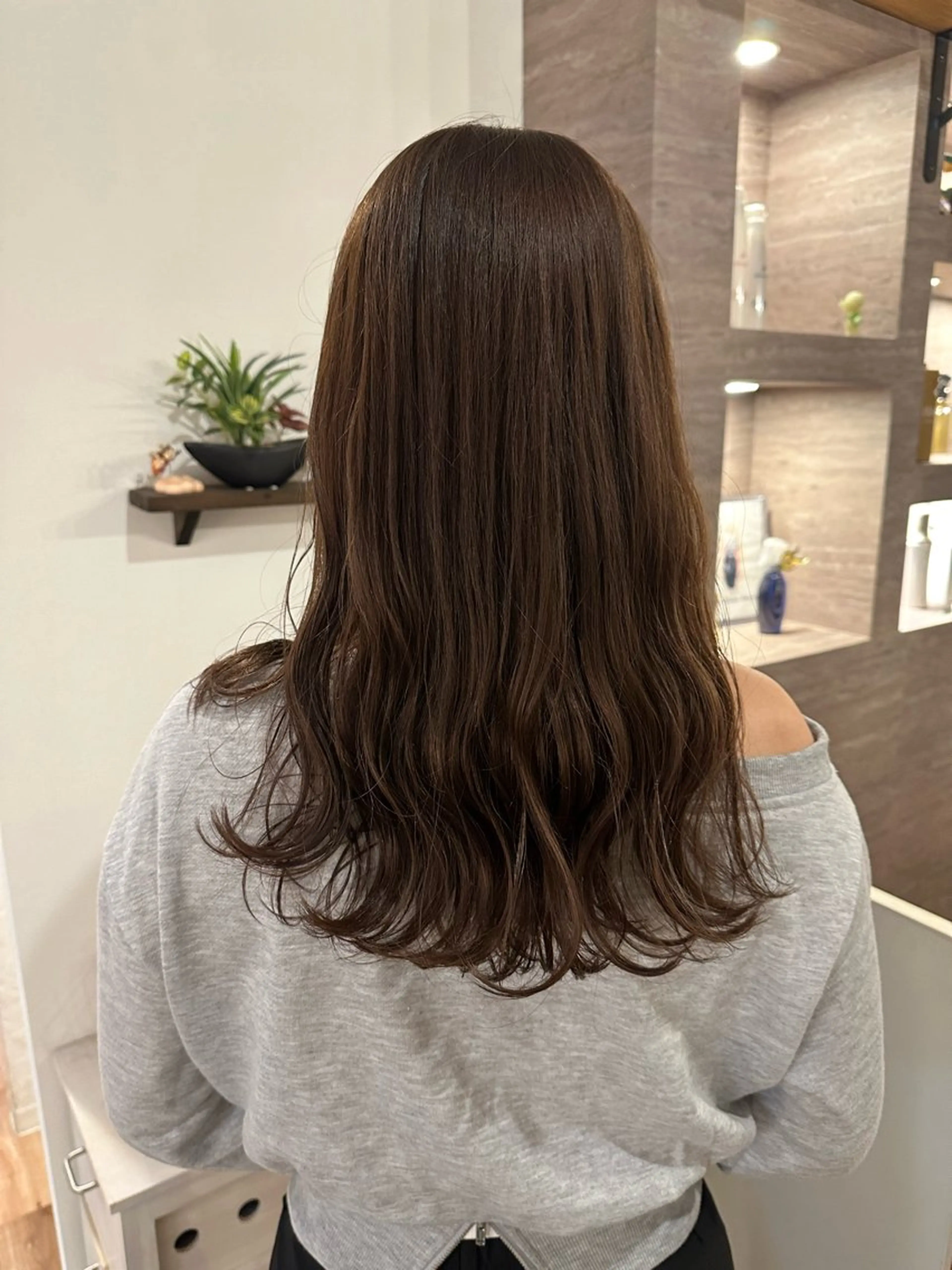 ロング カラー 竹内 麻乃のヘアスタイル