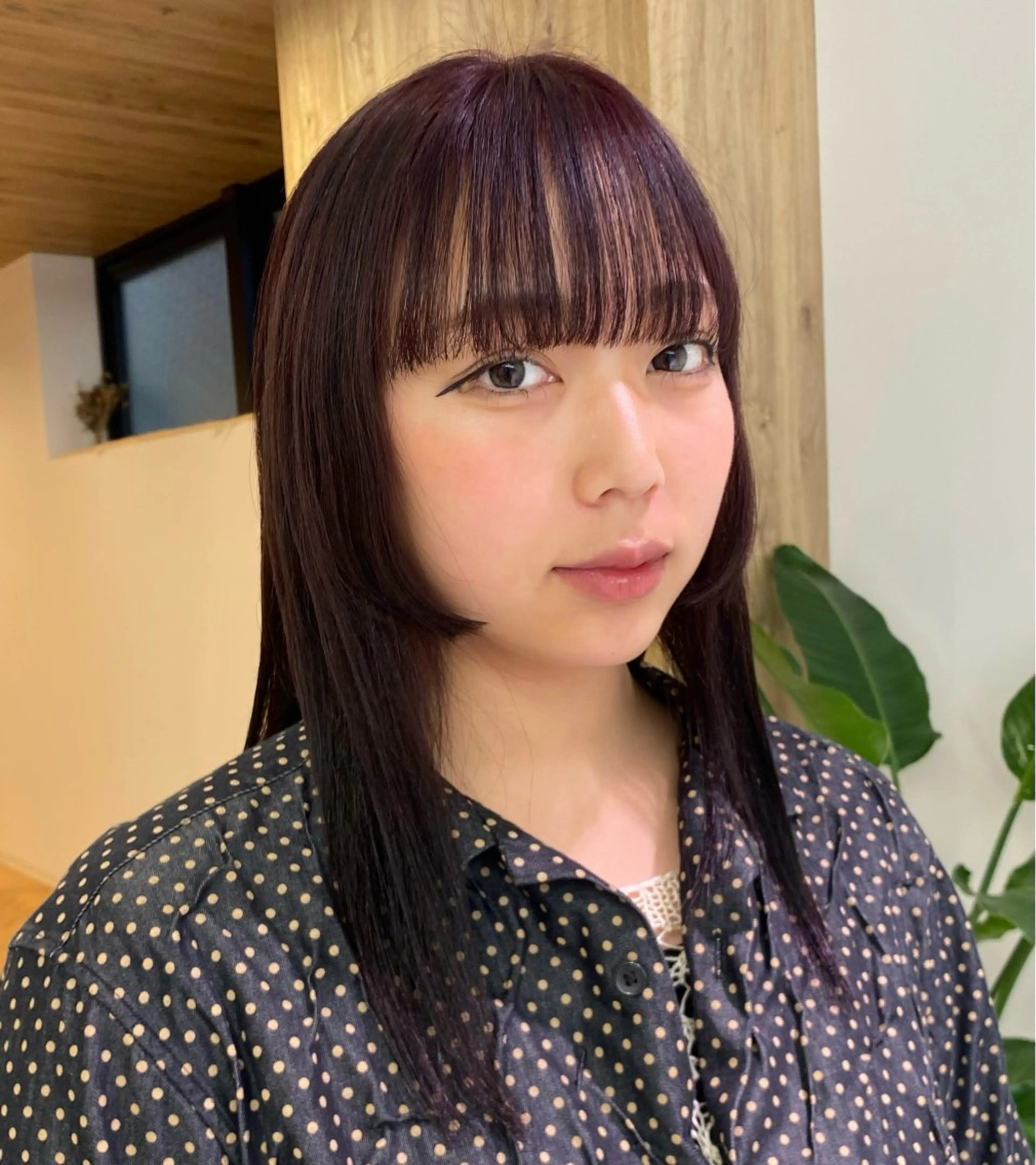 ロング 都筑 莉佳子のヘアスタイル