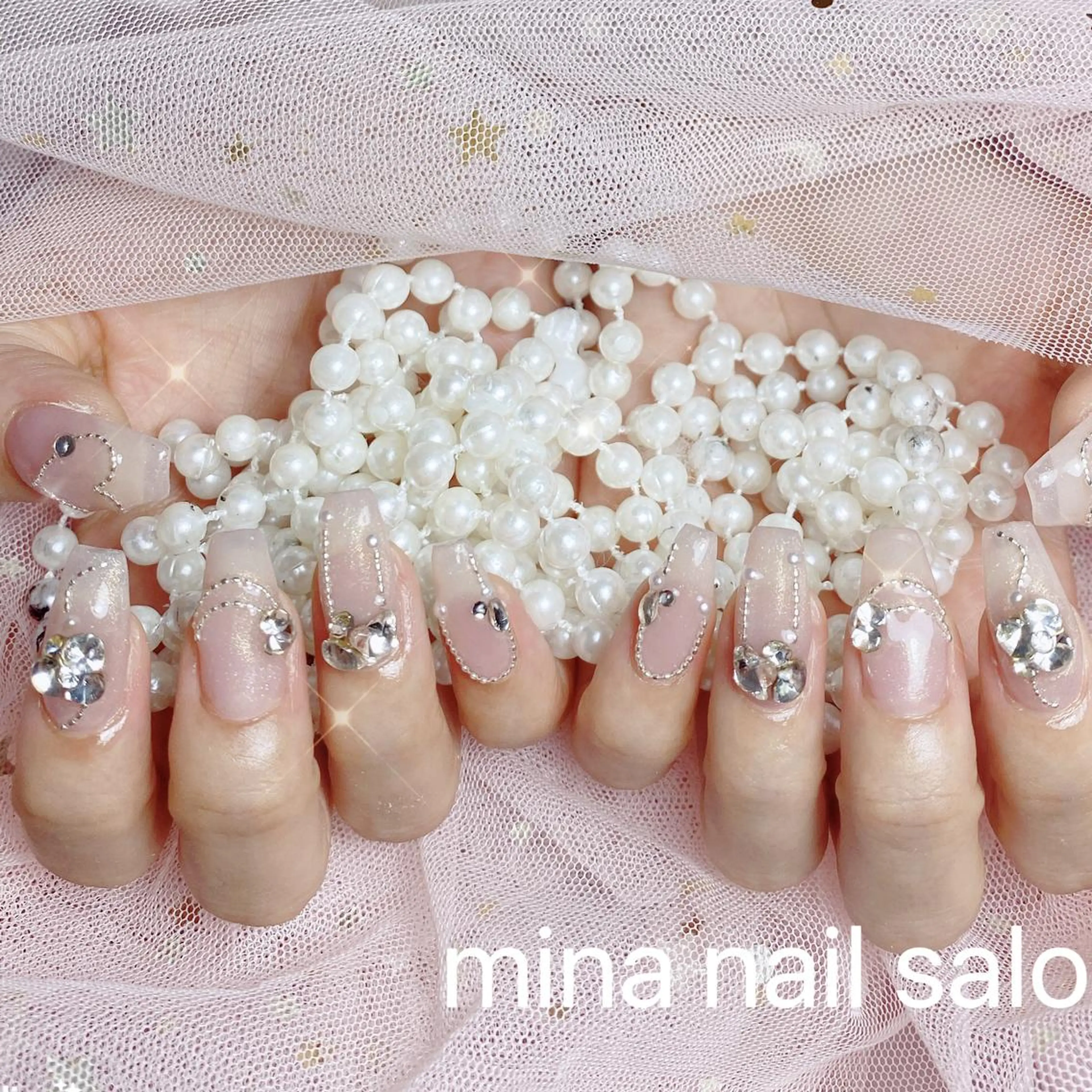 ネイル ハンドネイル queens nailsalonのネイルデザイン