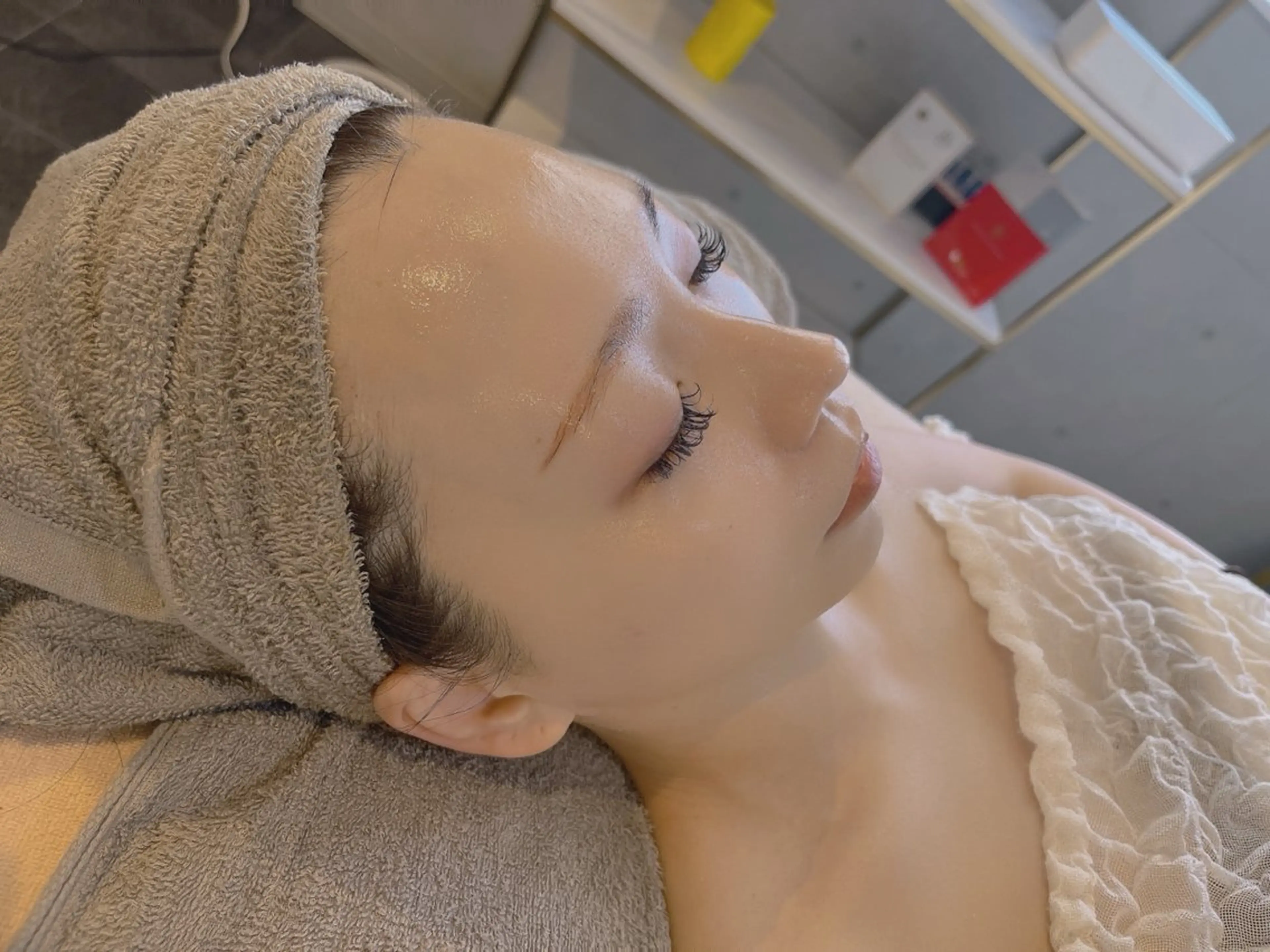 【毛穴エクストラクション×ハーブピーリング】通常¥23,000→周年キャンペーン¥12,000の写真