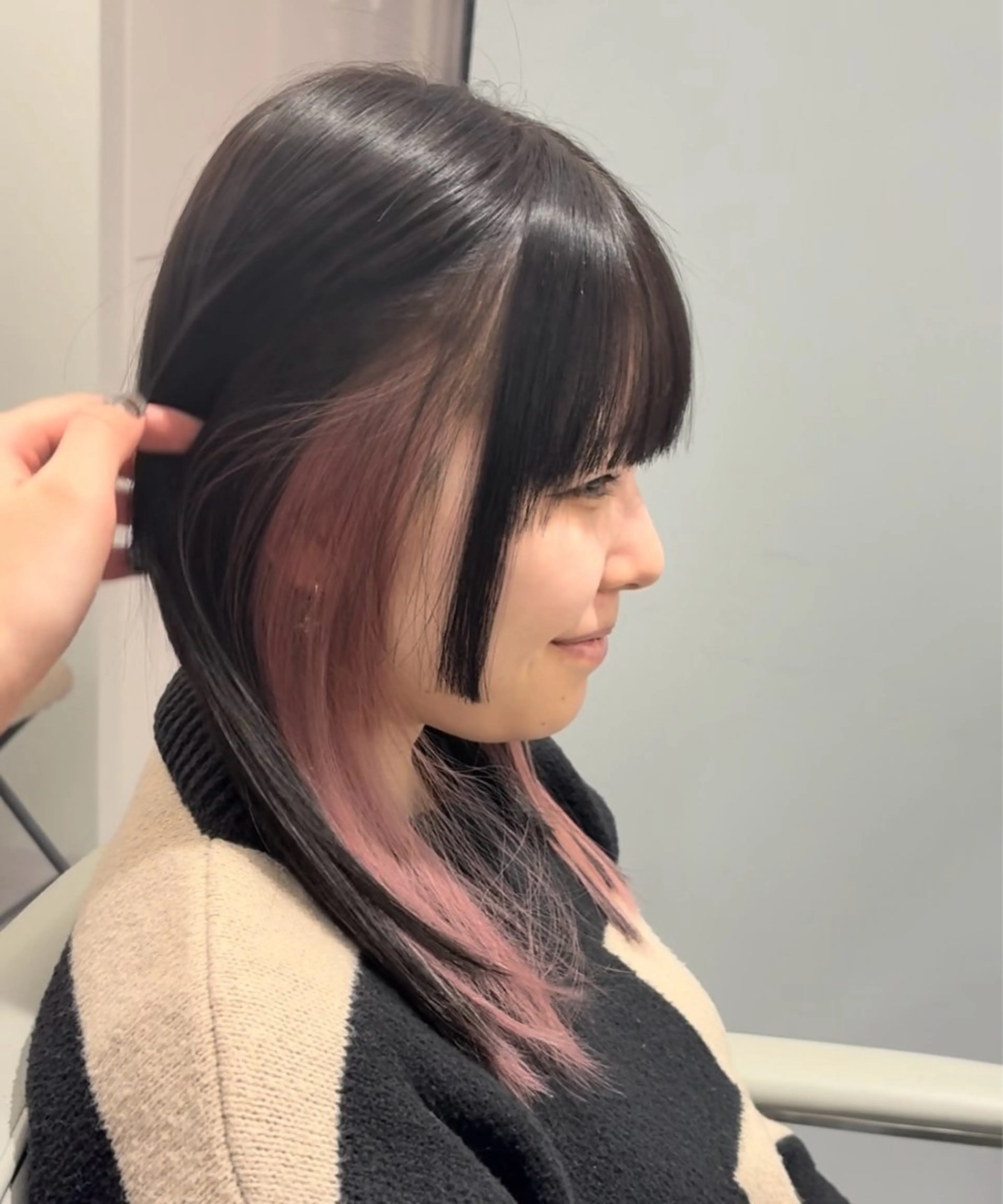 セミロング 加藤 麻夢のヘアスタイル