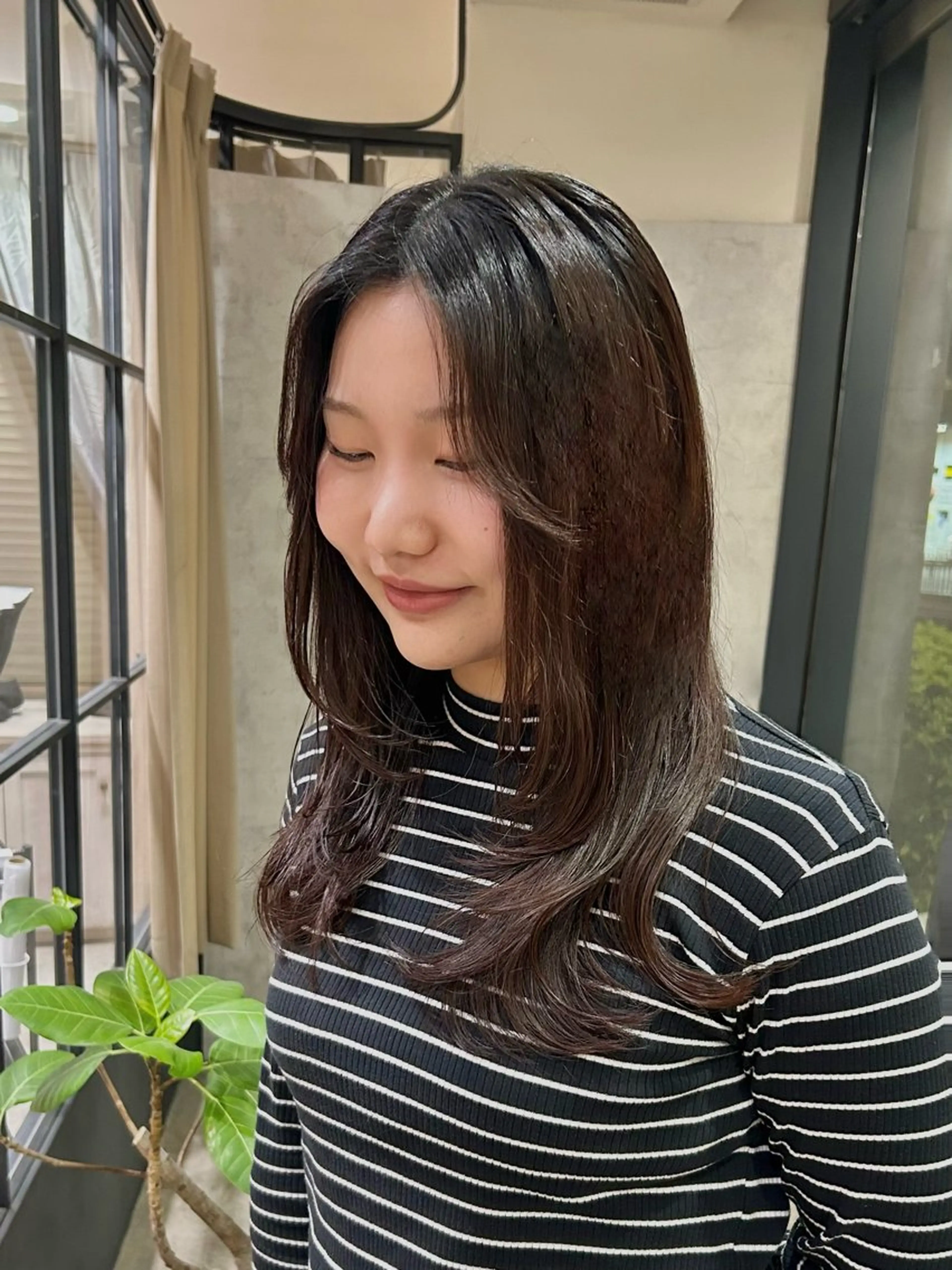 ロング 顔まわりレイヤー 顔周りカット レイヤーカット カット ボブレイヤー/ ブリーチ/miyuuのヘアスタイル