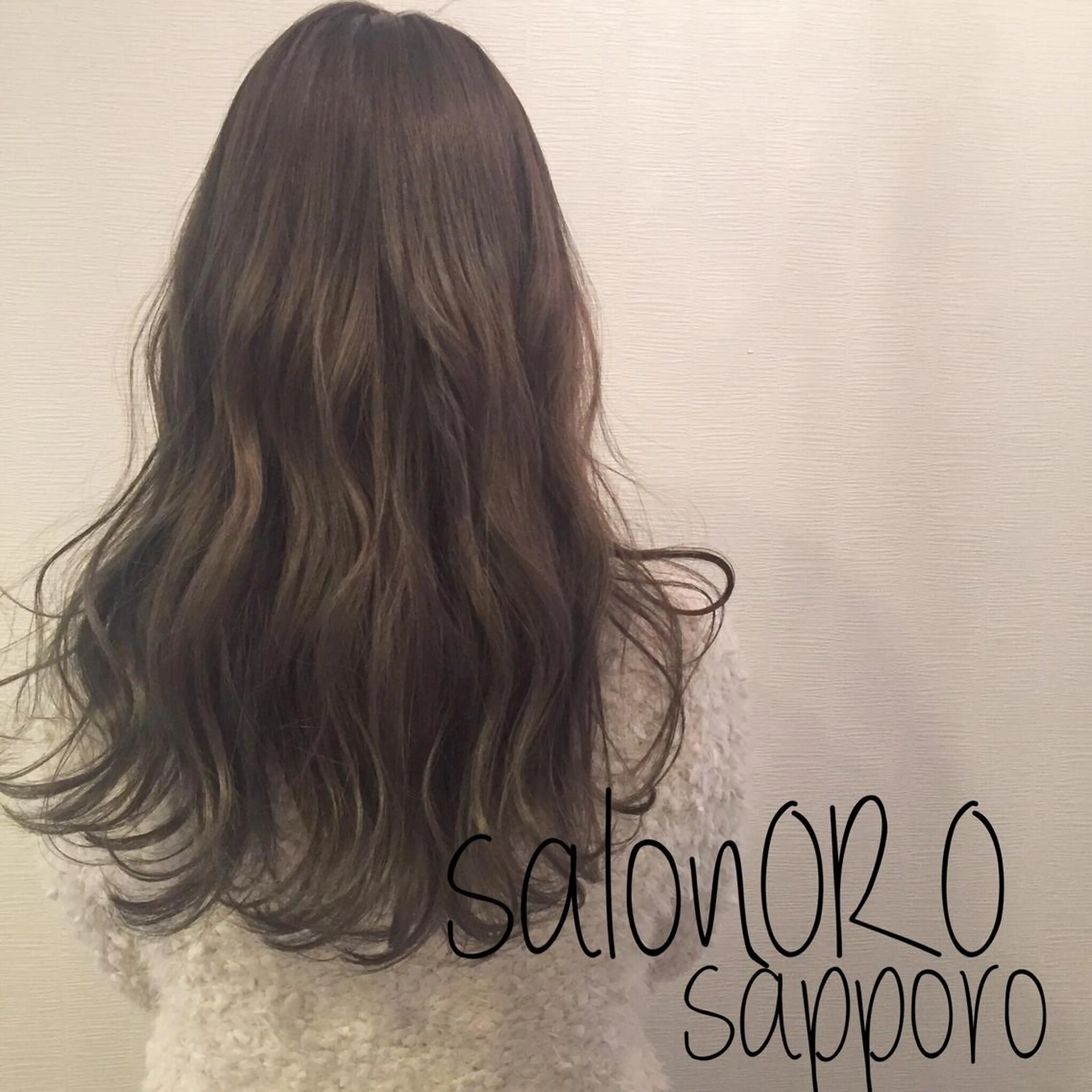 ロング カラー ブリーチ ブルーカラー ブルーグレー ブルーグレージュ ブルーバイオレット 池田 真由美のヘアスタイル