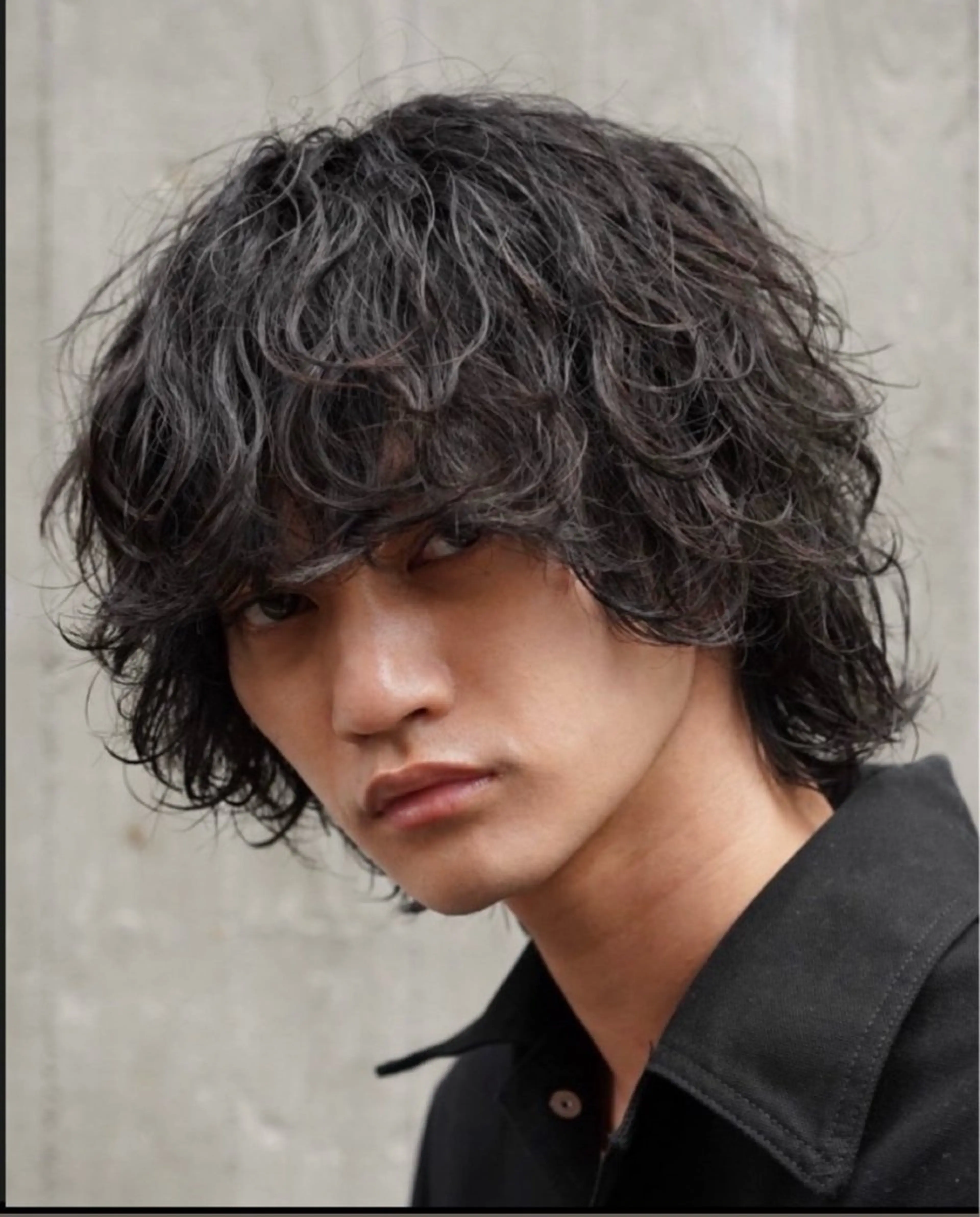 ミディアム カラー パーマ メンズ 湯浅禅也/プードル /波巻きパーマ/栄のヘアスタイル