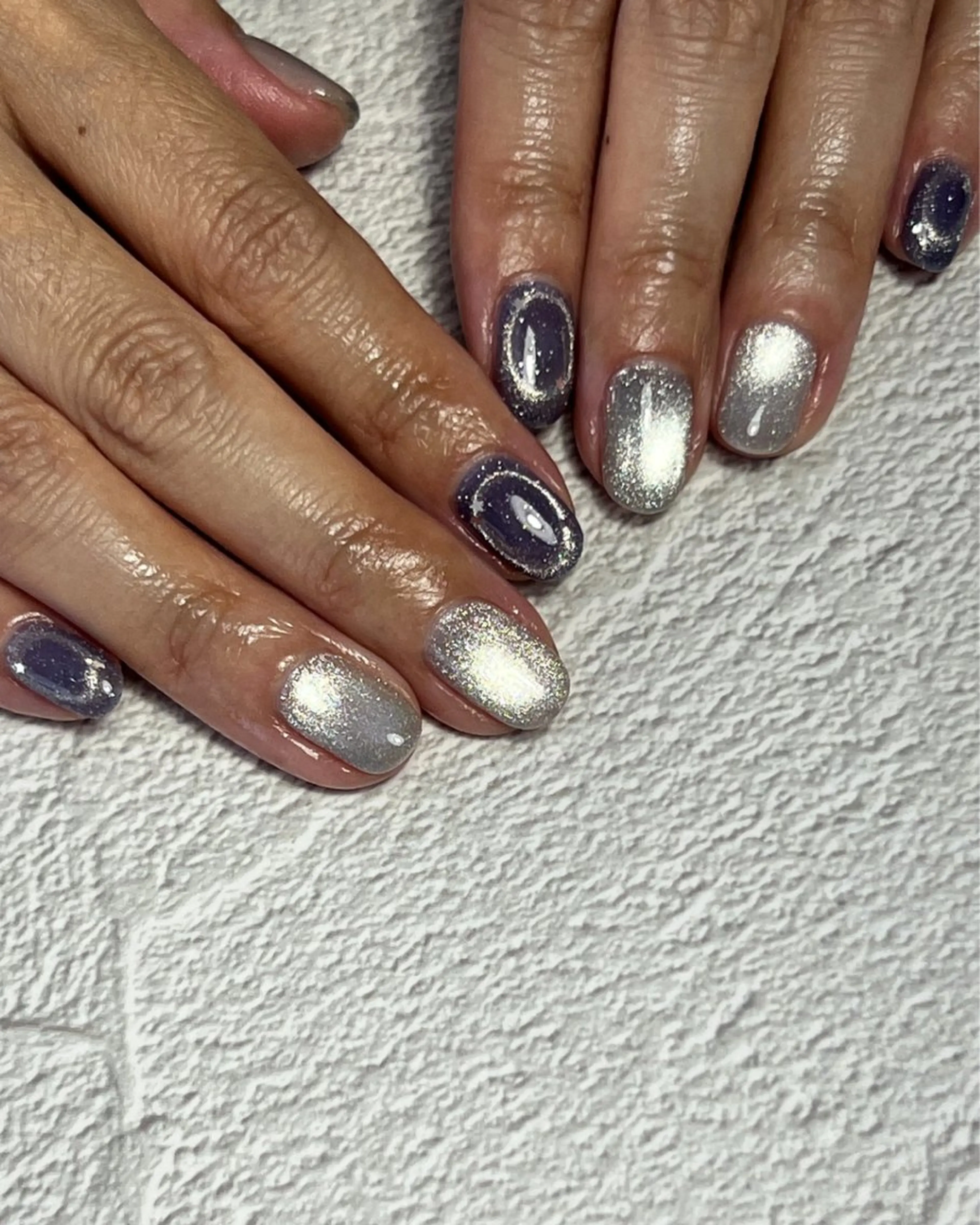 ネイル マグネットネイル ニュアンスネイル パープル シルバー ハンドネイル ハンドケア YAMAGUCHI MIHIのネイルデザイン