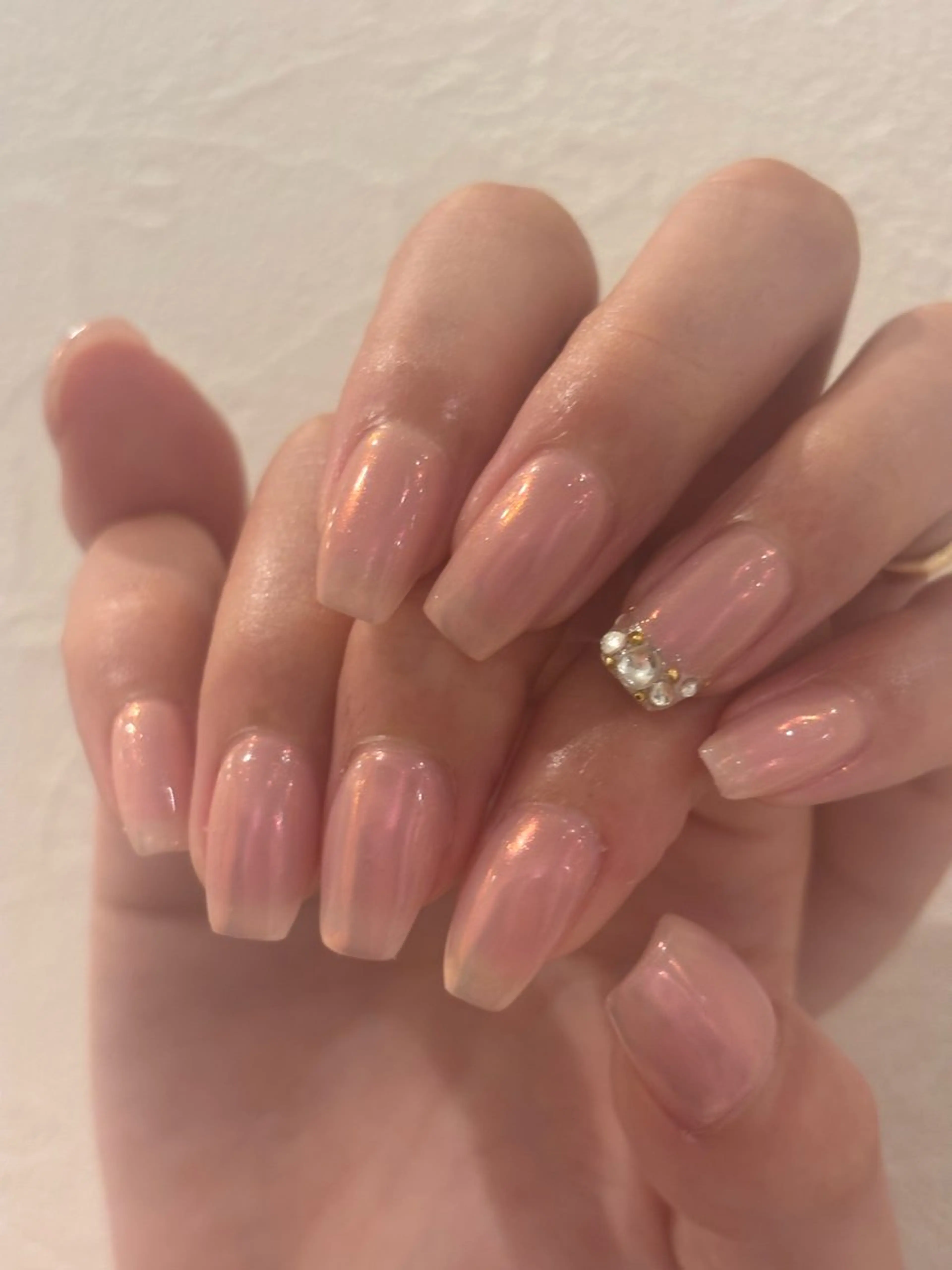 ネイル オーロラネイル キラキラネイル ブライダルネイル ハンドネイル Ann nailのネイルデザイン