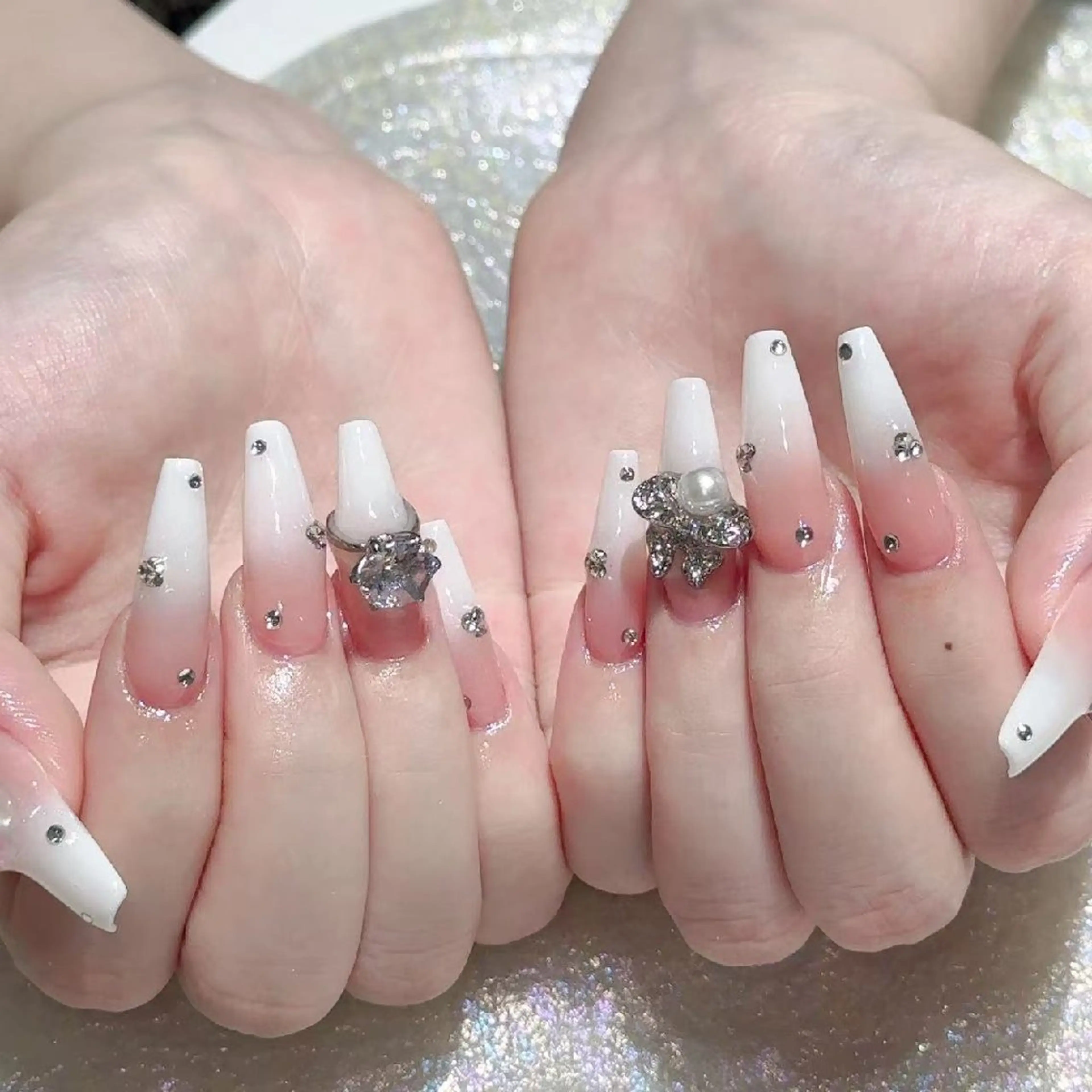 ネイル ハンドネイル Queens みなみのネイルデザイン