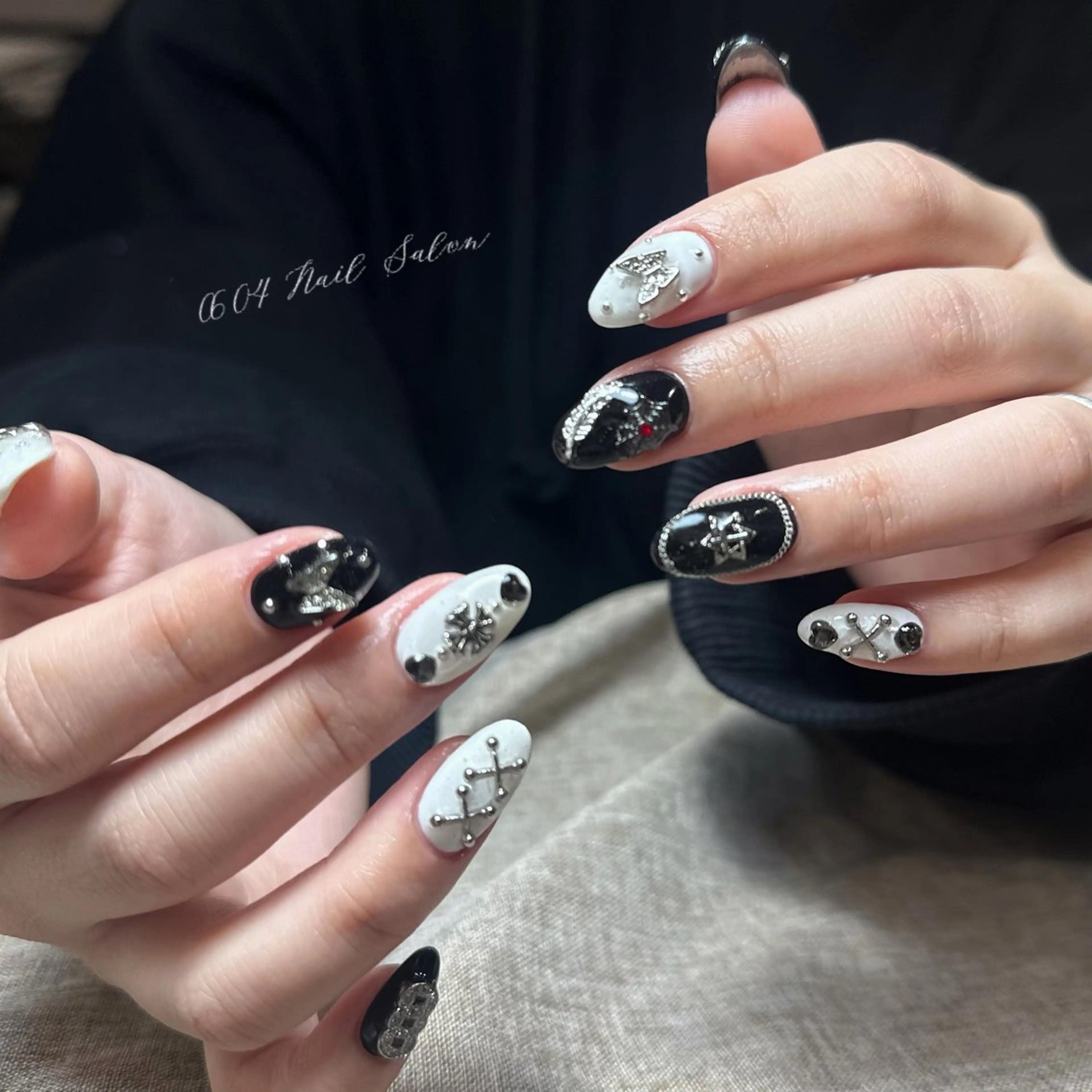 ネイル ishiro 🍂のネイルデザイン