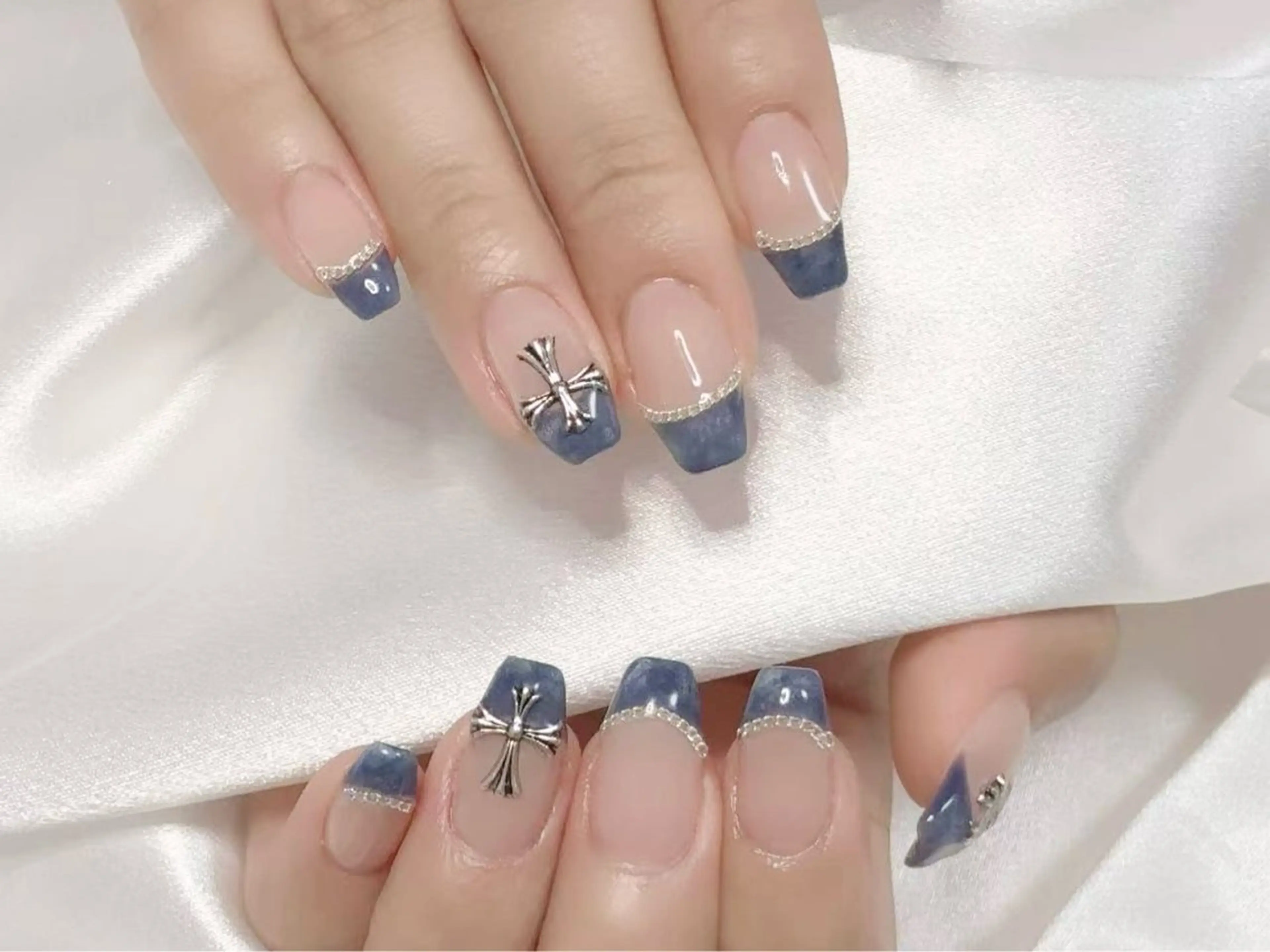 ネイル ジョリ kasumi🌹💅のネイルデザイン