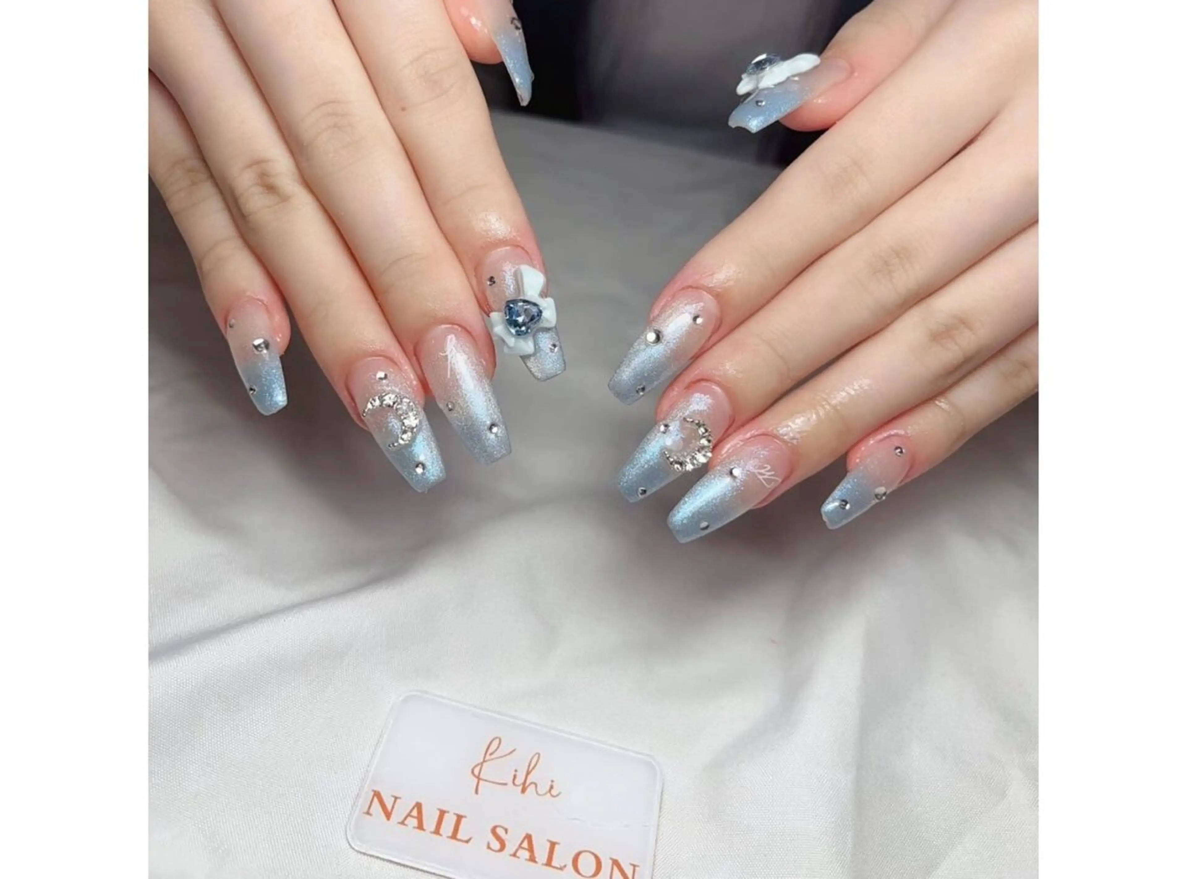 ネイル チークネイル フレンチネイル ジェルネイル グラデーション 韓国ネイル ハンドネイル 清水 ユナのネイルデザイン