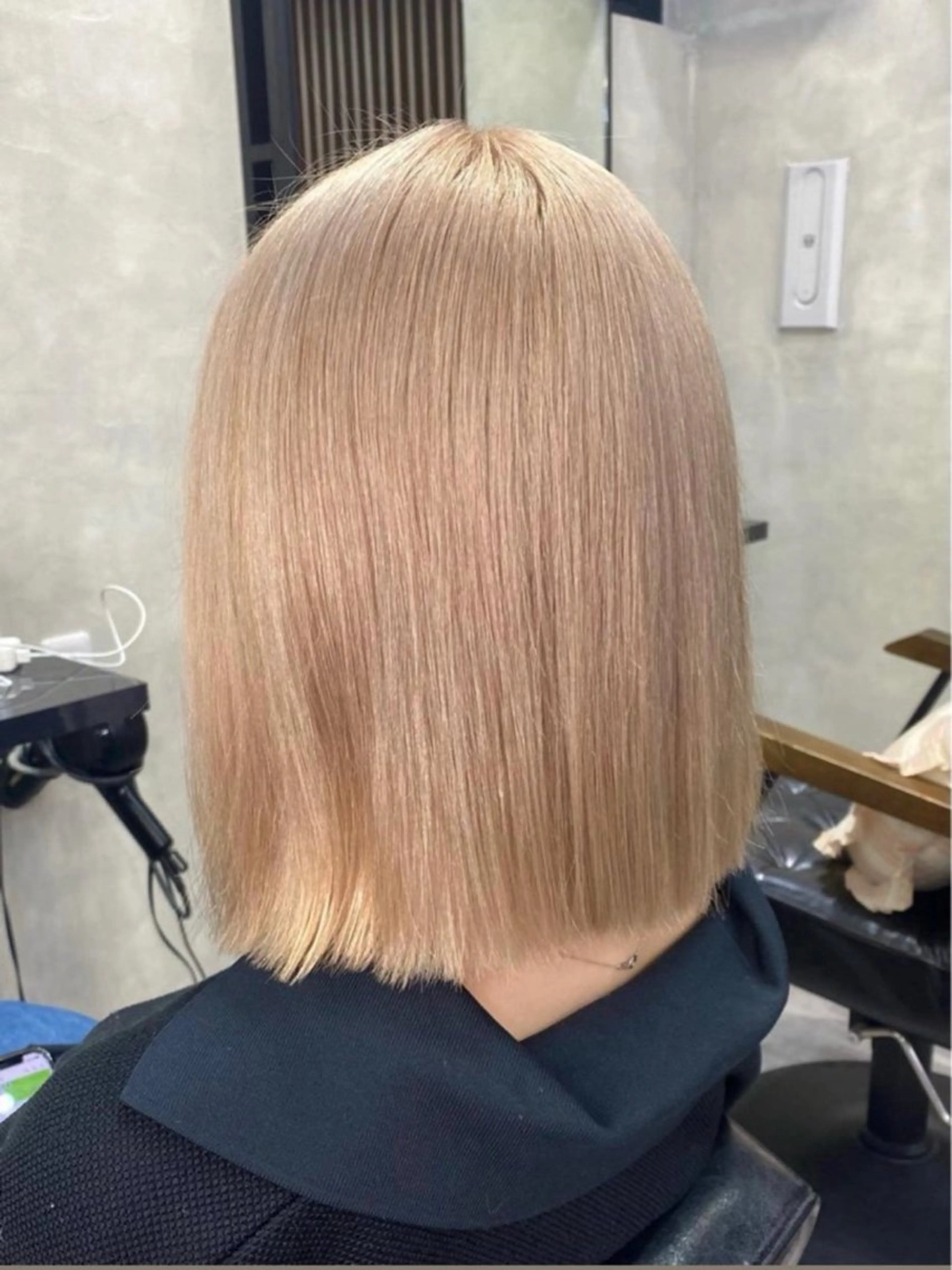 ショート ヘアカラー 濱川響太レディース カットモデルのヘアスタイル
