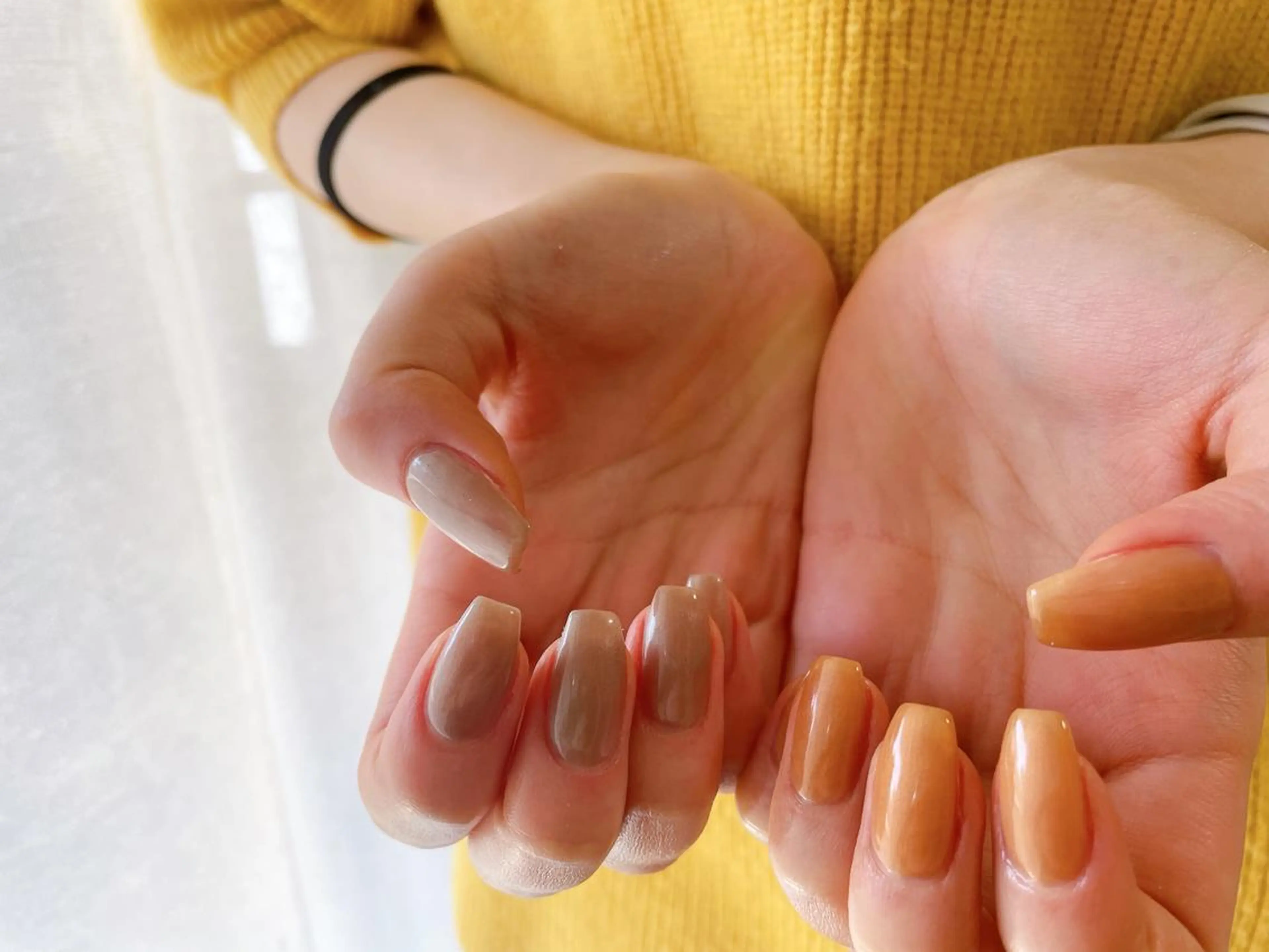 ネイル オーロラネイル フラワーネイル フットネイル フレンチネイル ジェルネイル ハンドネイル mogunail &blowのネイルデザイン